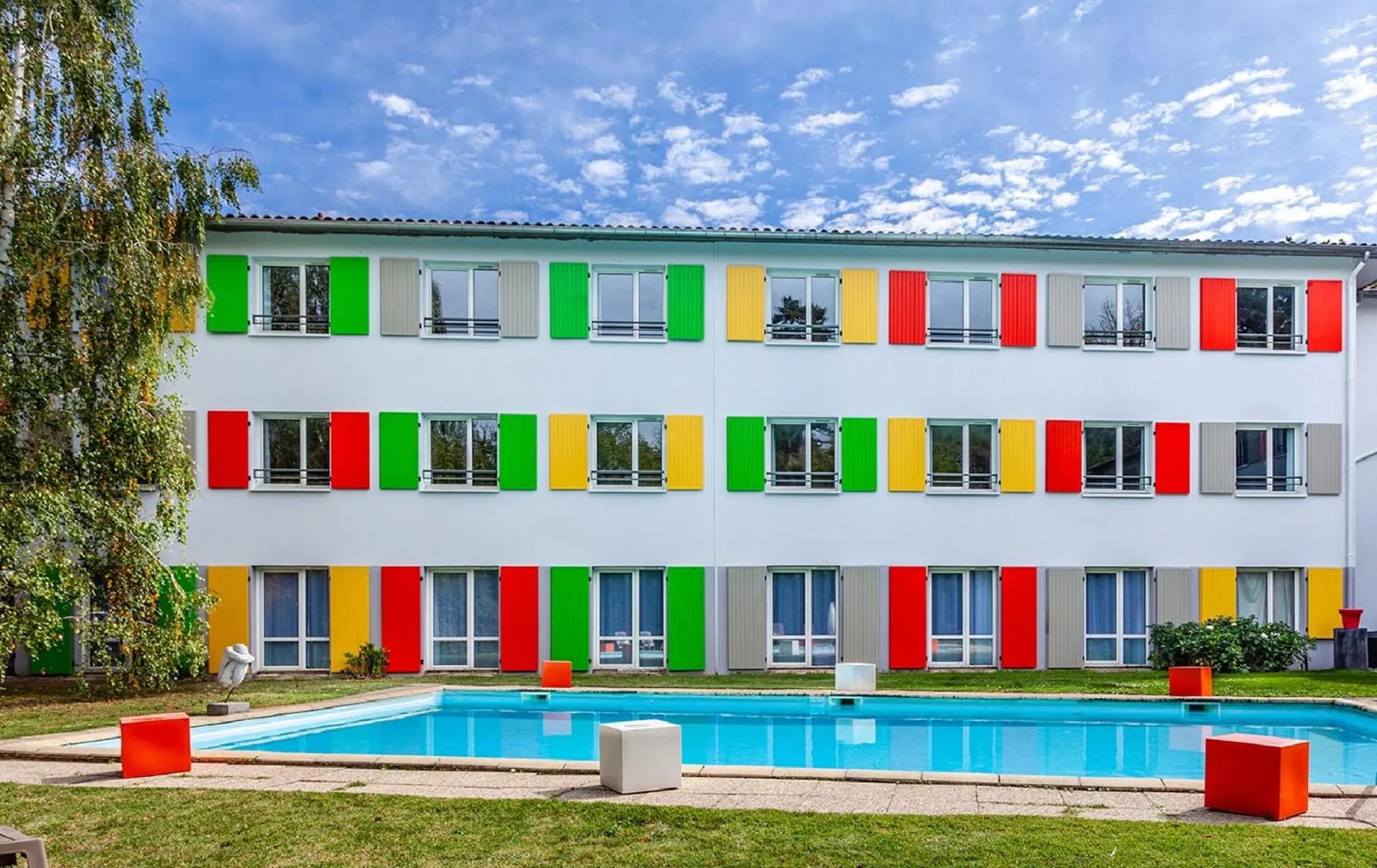 Property building, Swimming Pool in Hotel Full Colors