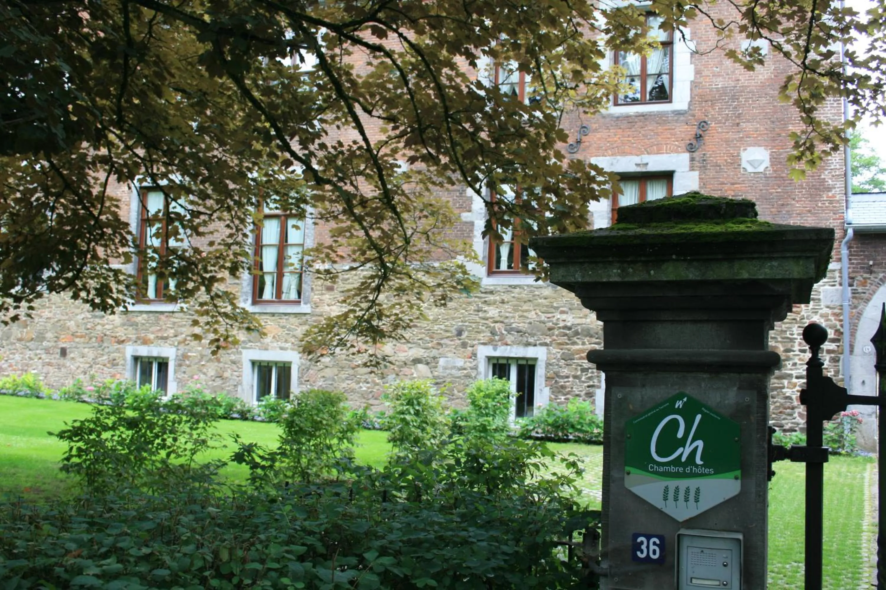 Facade/entrance in Château de Bonne Espérance