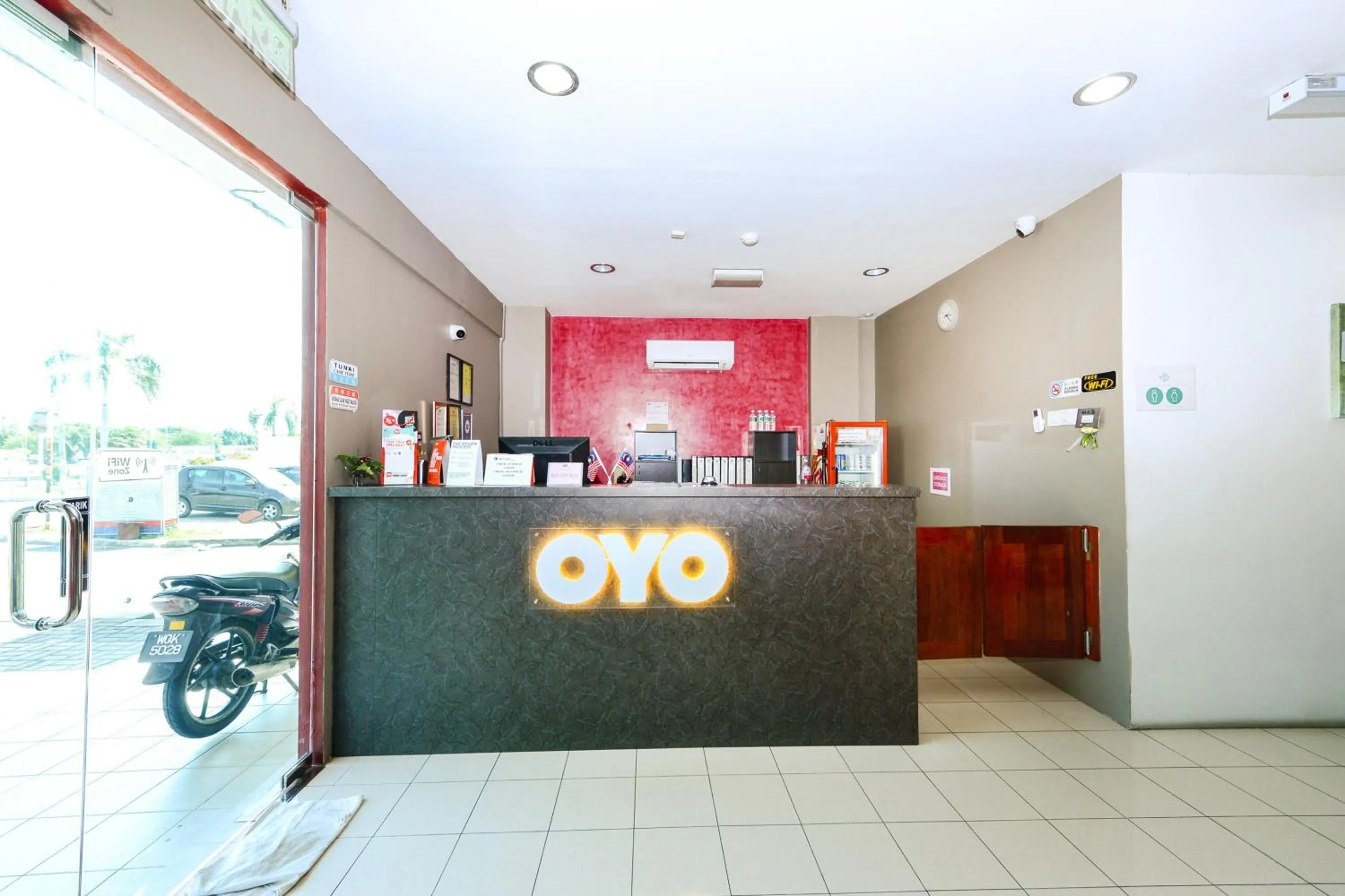Lobby or reception in Hotel O Midah Inn Puchong