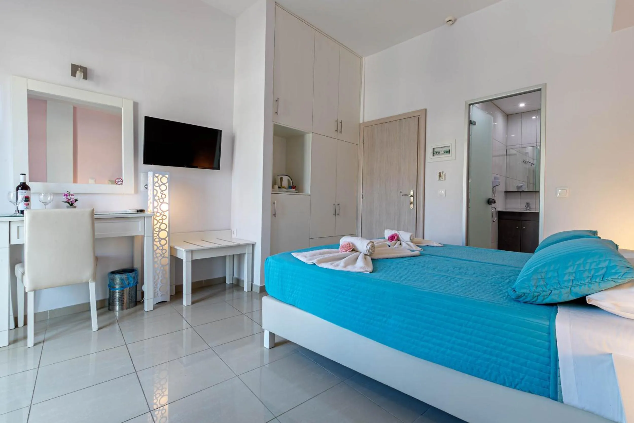 Bed in Palotel Gouvia Hotel