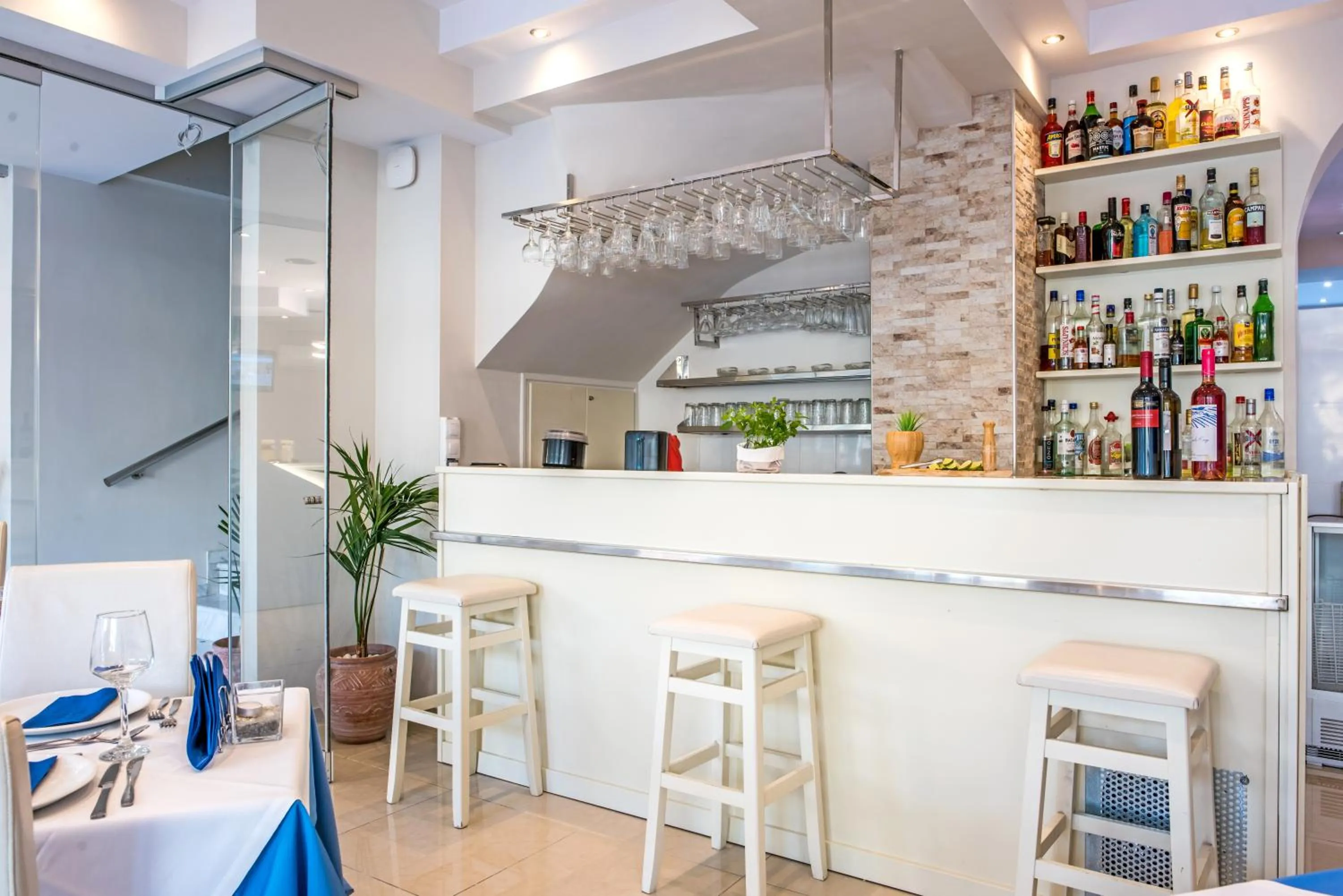 Lounge or bar in Palotel Gouvia Hotel