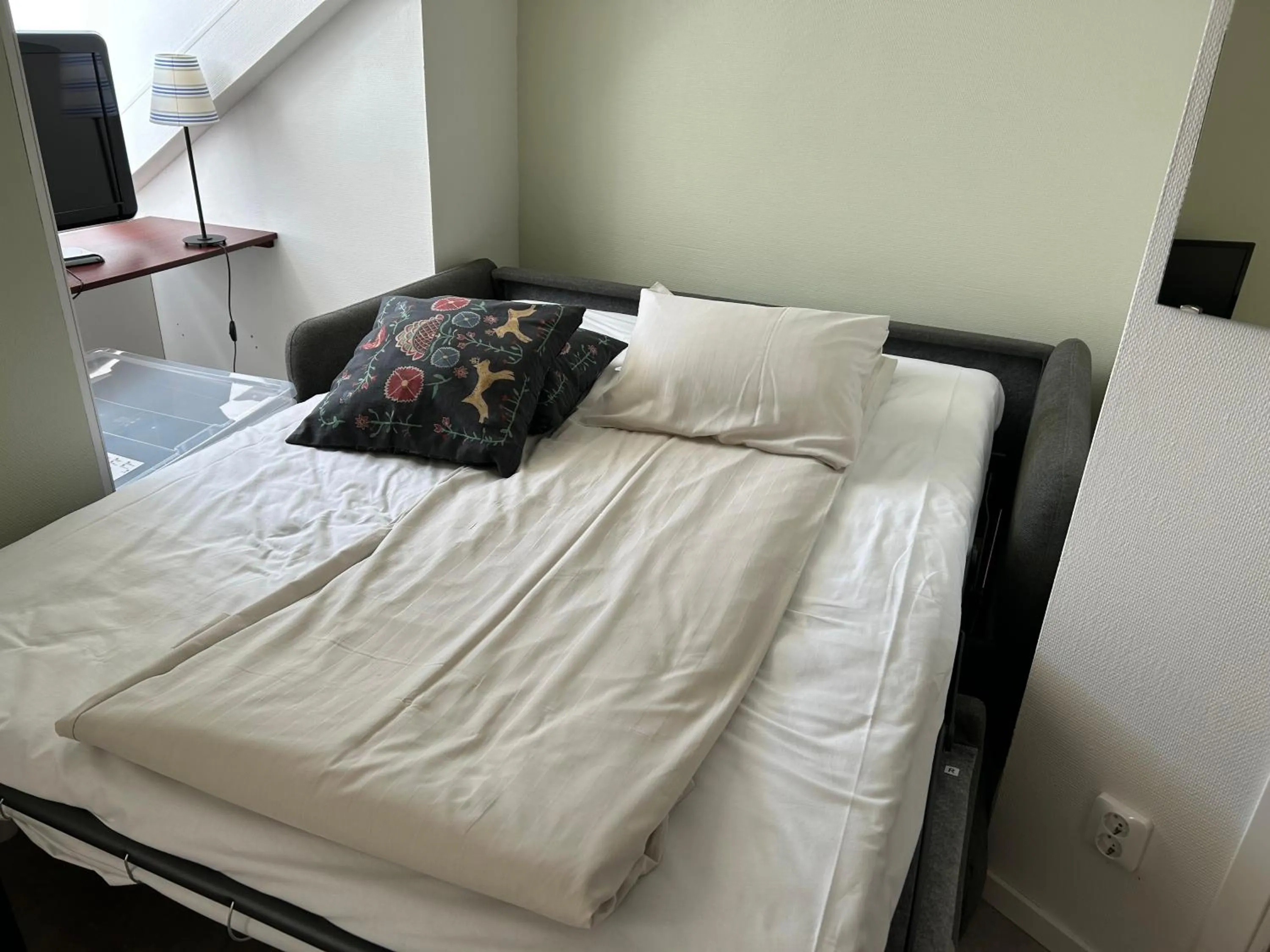 Bed in Hotel Kupolen