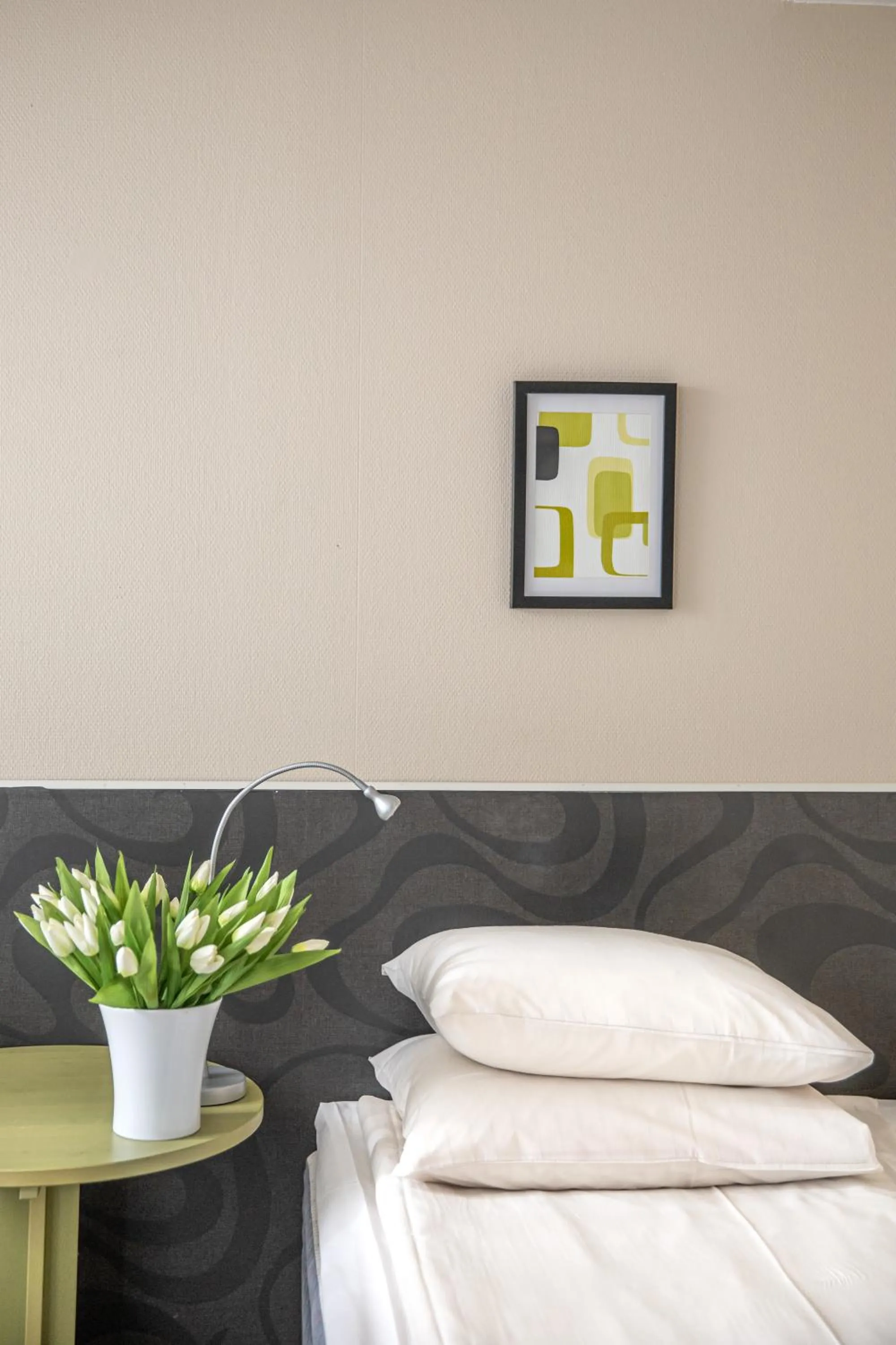 Bed in Hotel Kupolen