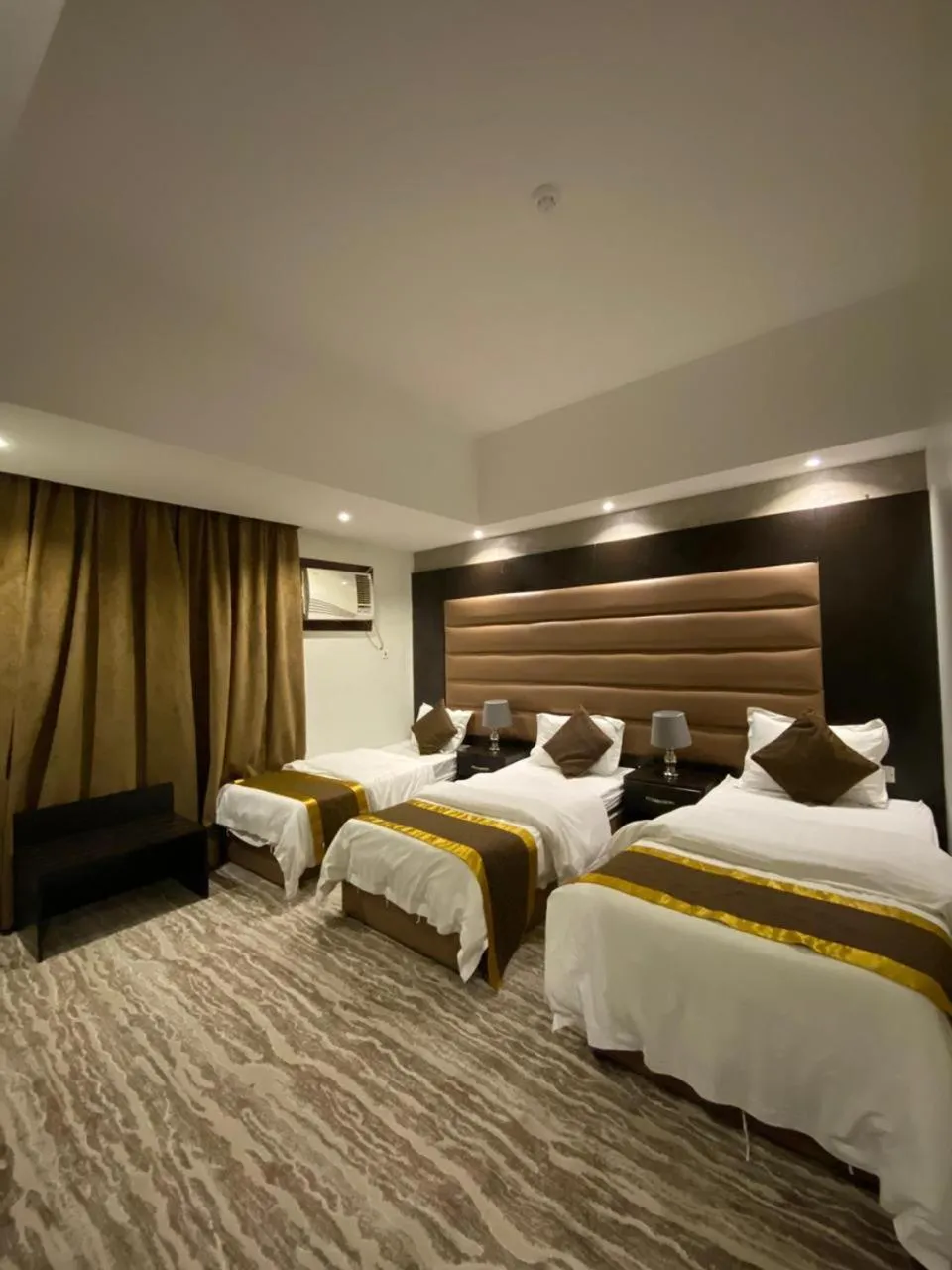 Economy Triple Room in Desert Rose