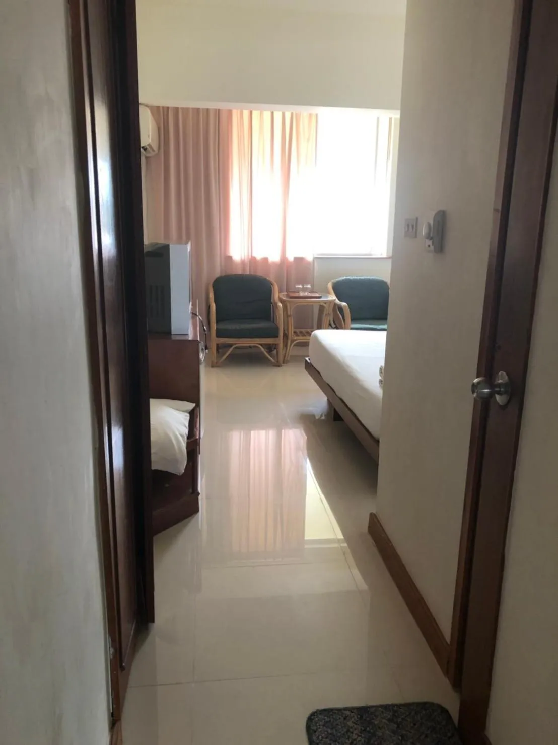 Bedroom in Paradorn Inn