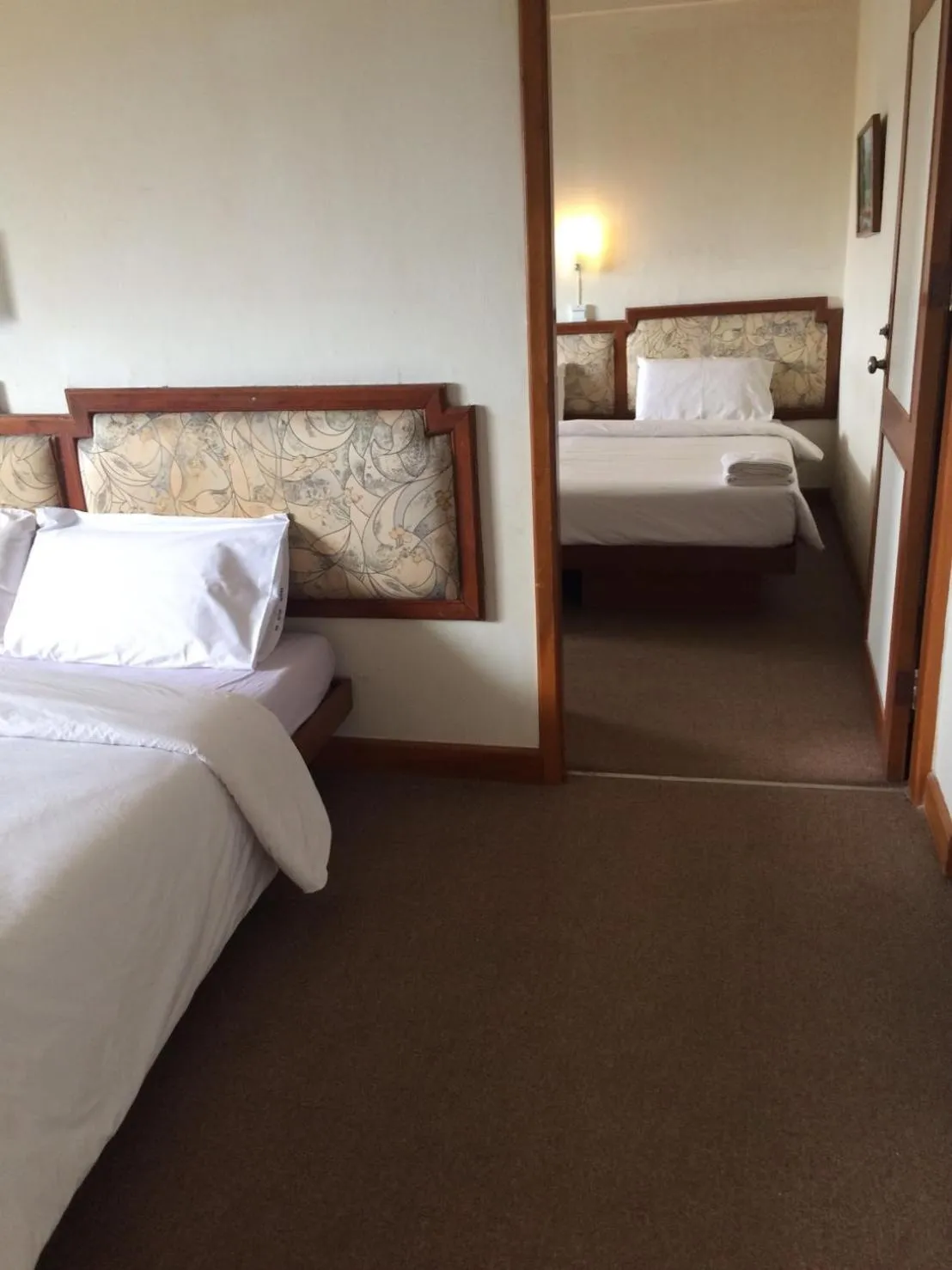 Bedroom in Paradorn Inn