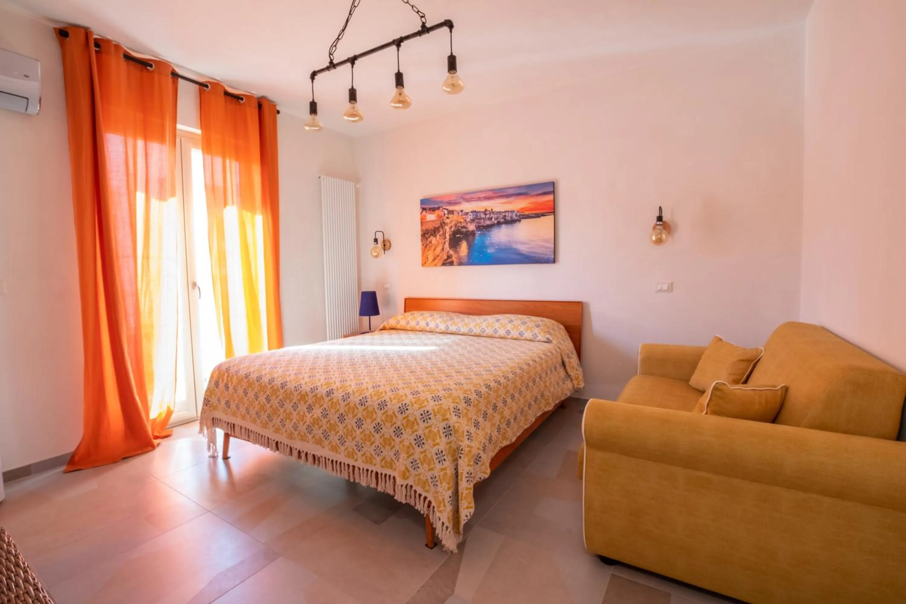 Bed in B&B A Pochi Passi