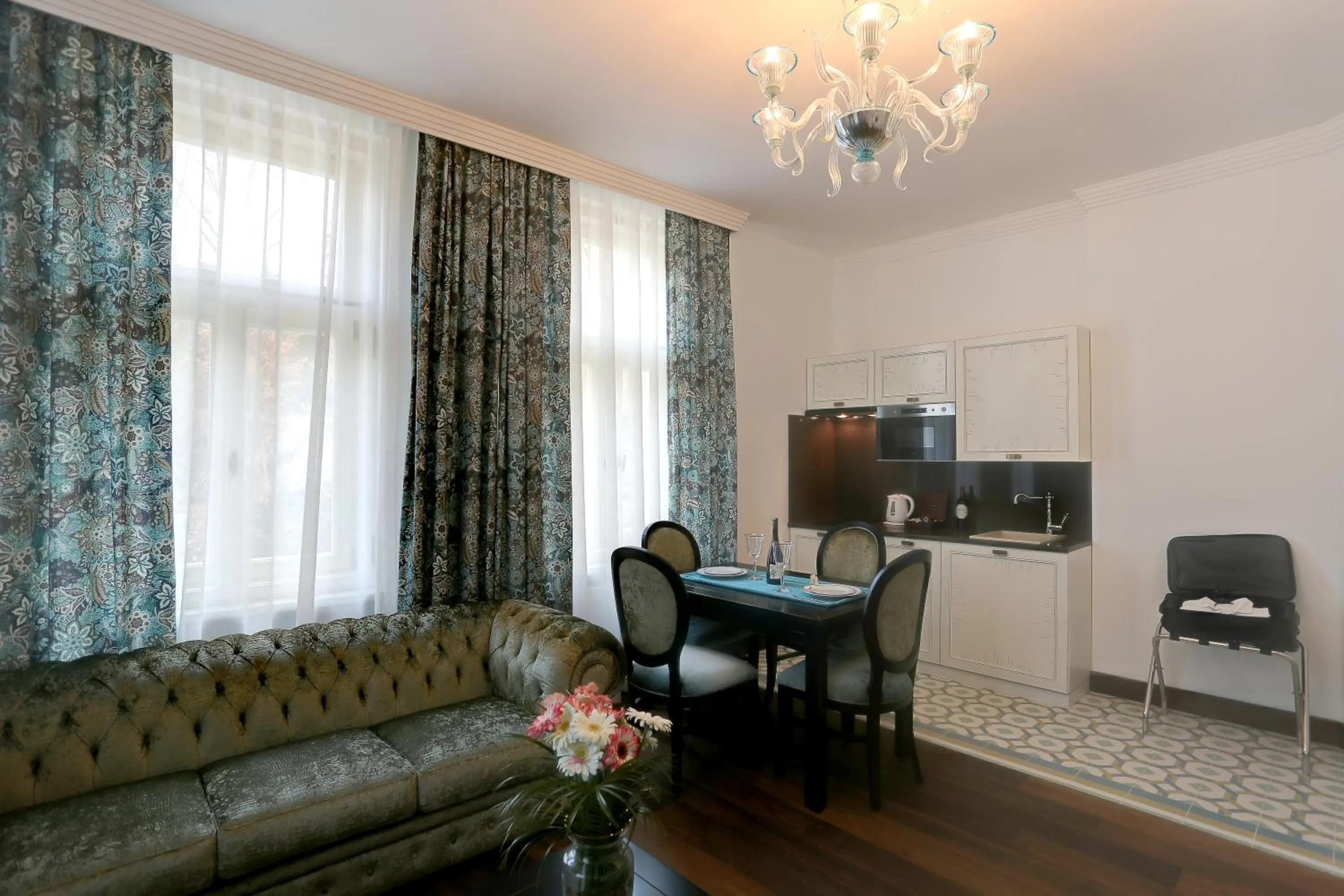 Photo of the whole room in Ferdinandhof Apart-Hotel