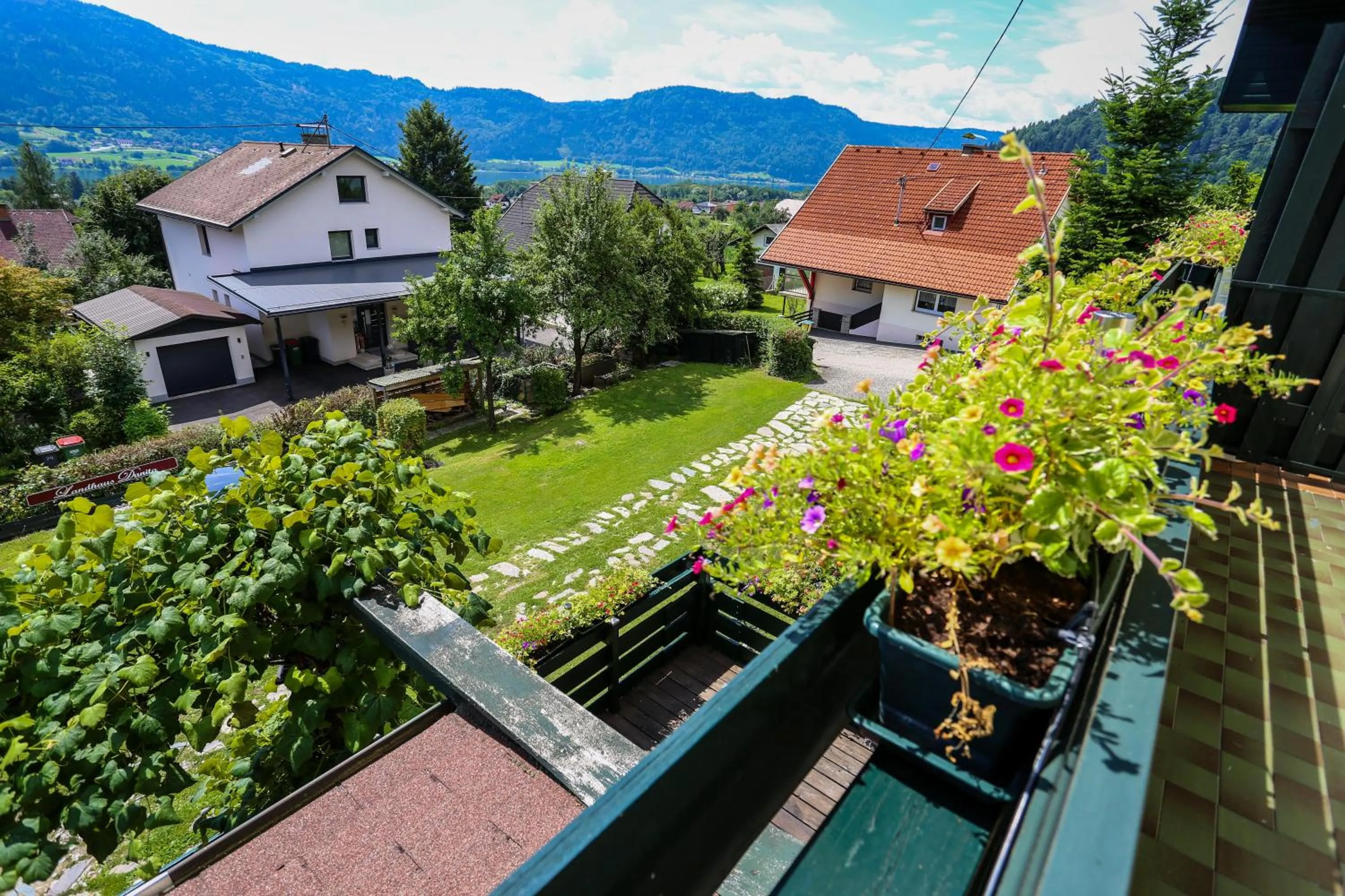 Garden view in Landhaus Danita