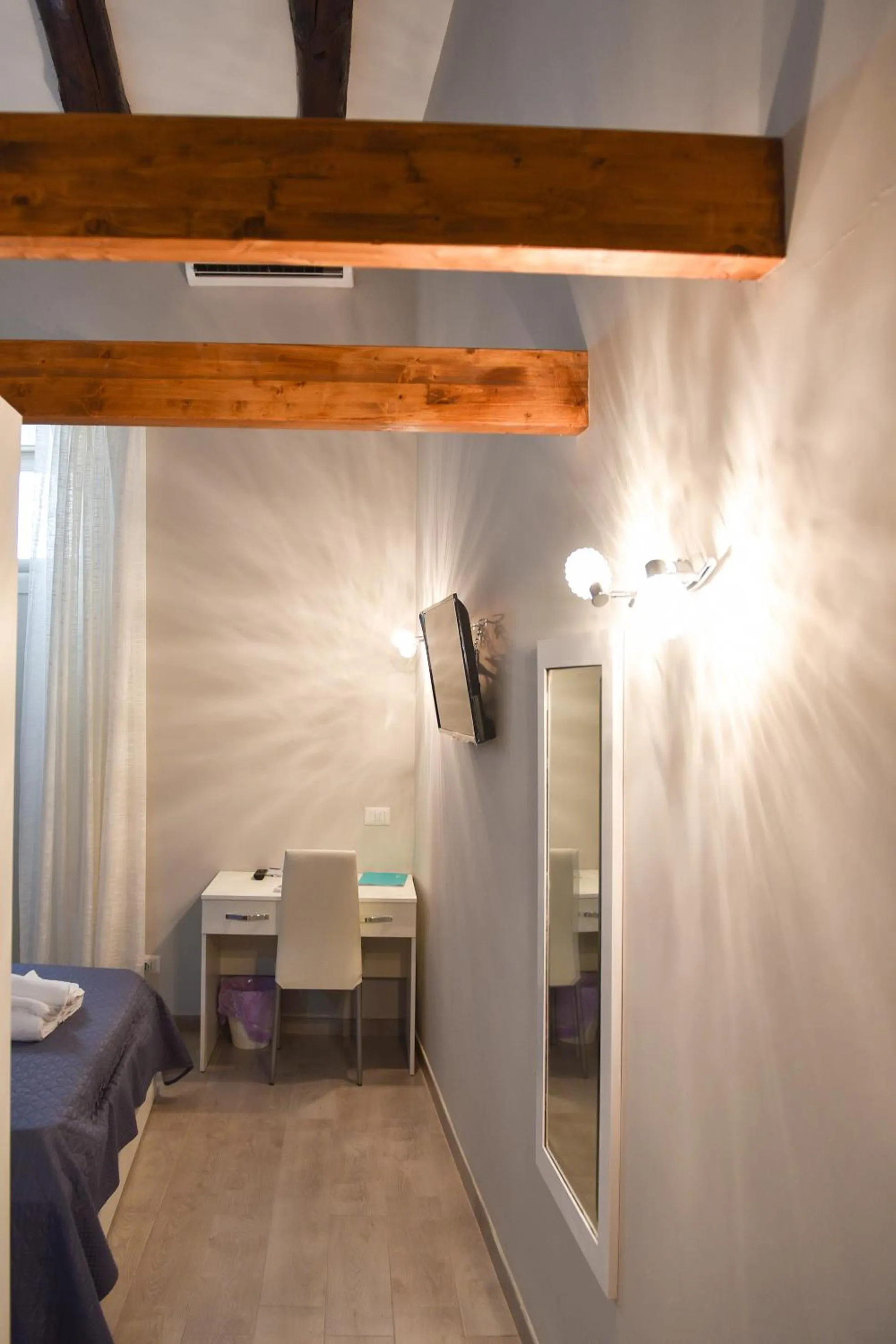 Other, Bed in Famigi