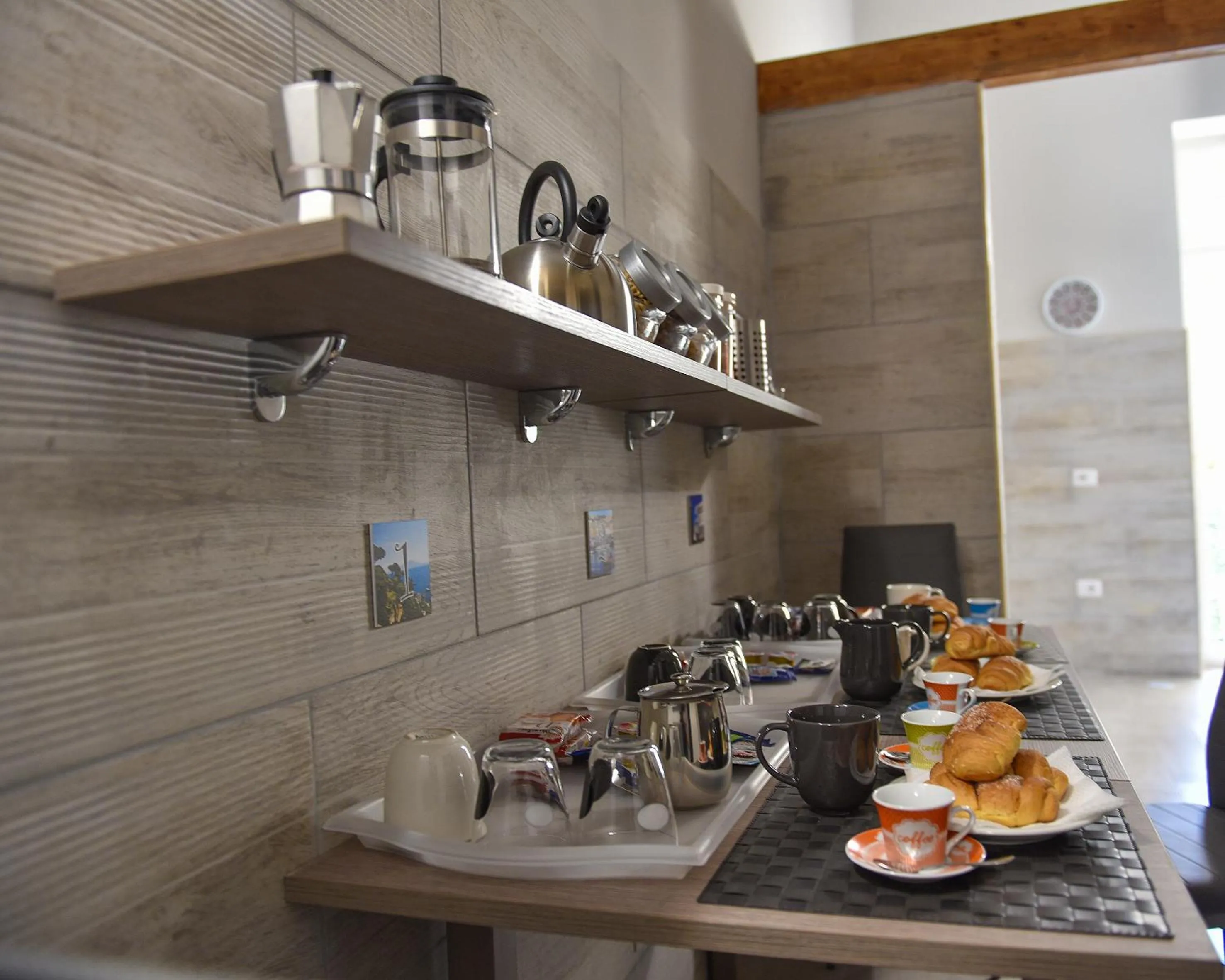 Communal kitchen in Famigi