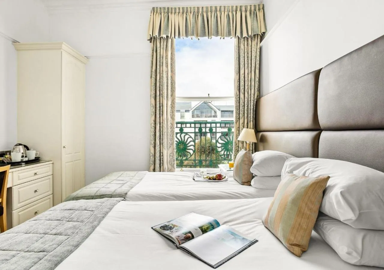 Bedroom, Bed in The Falmouth Hotel