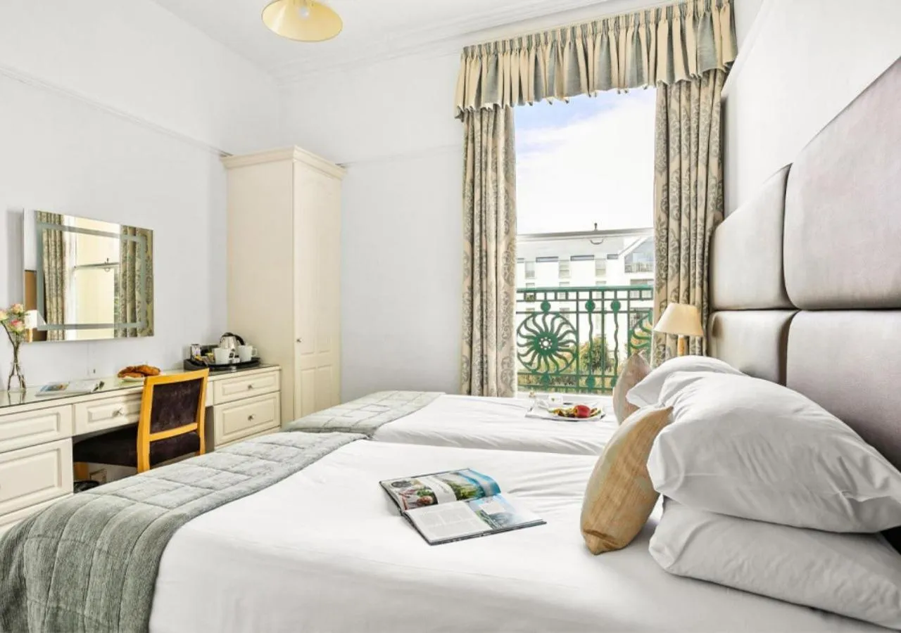 Bedroom, Bed in The Falmouth Hotel