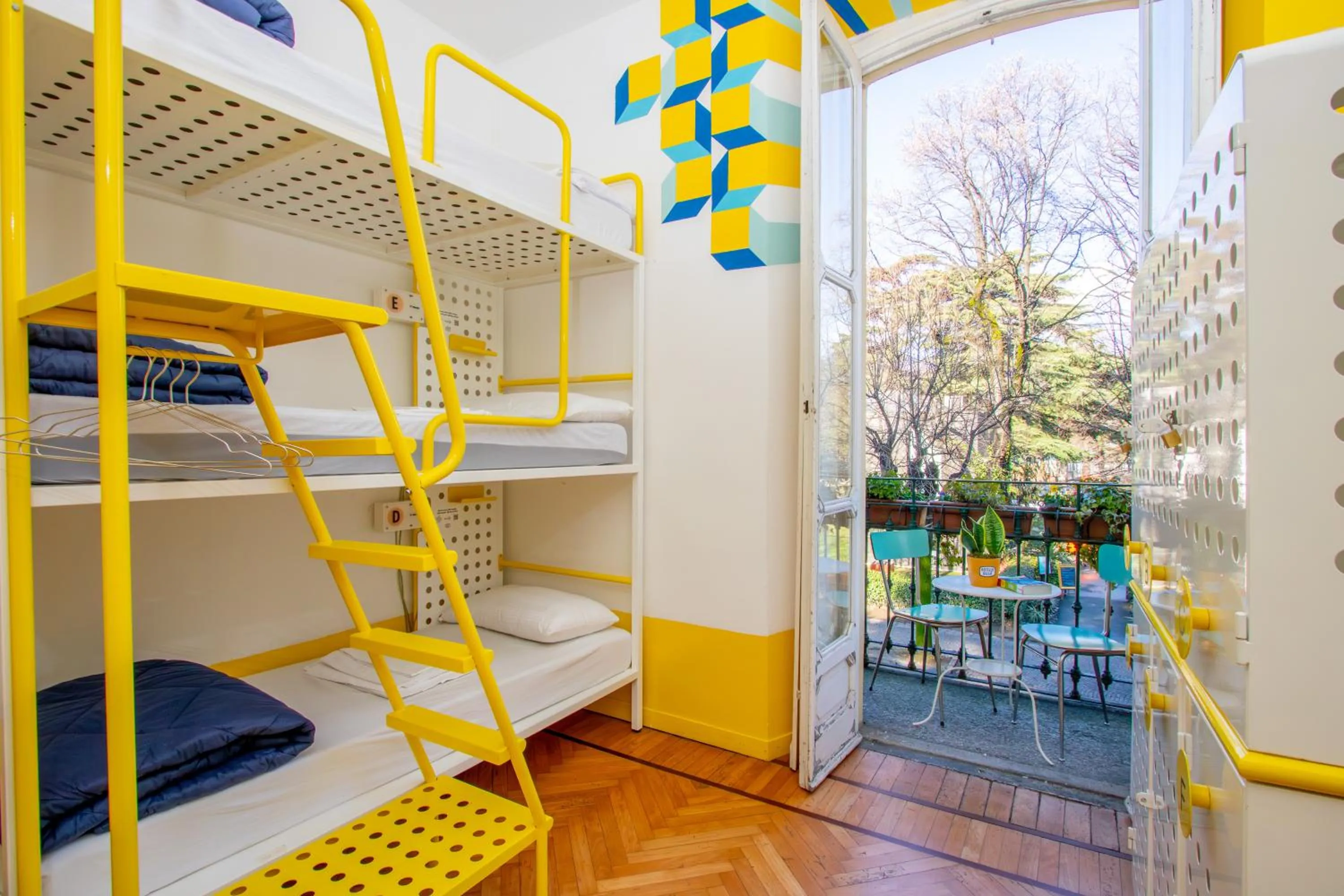 Bed in Ostello Bello Lake Como