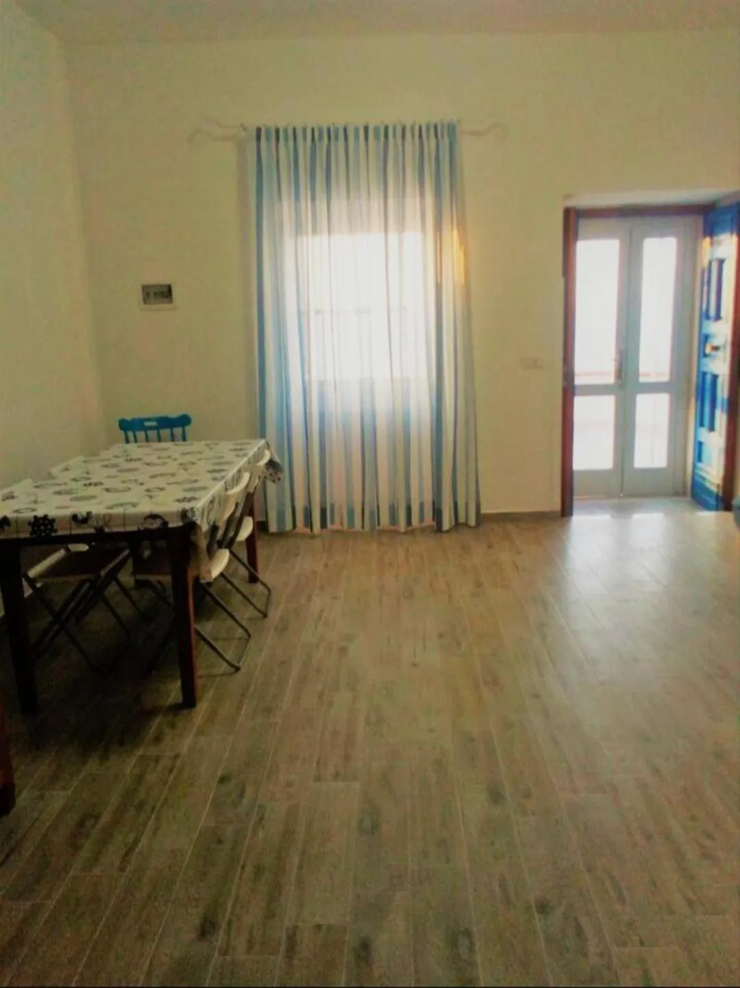 Dining area in Affittacamere Murgenere