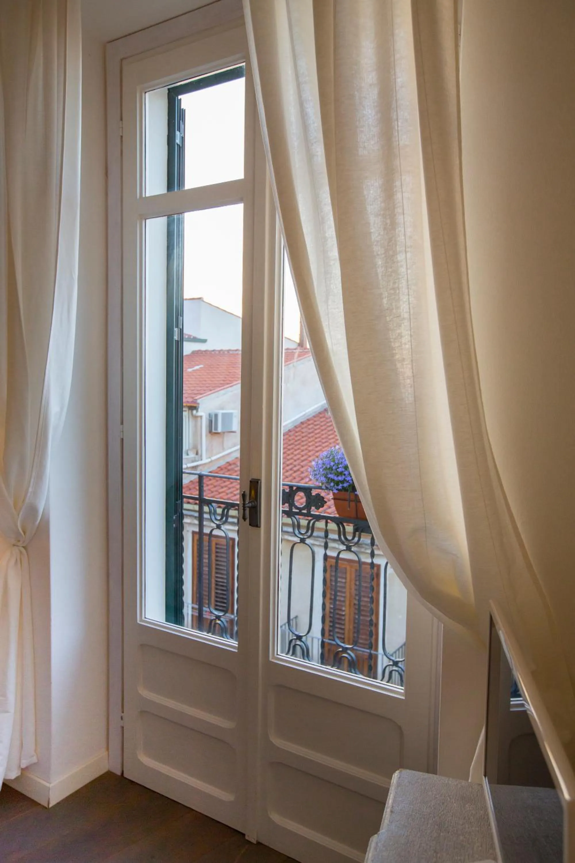Shower in Azzurro B&B