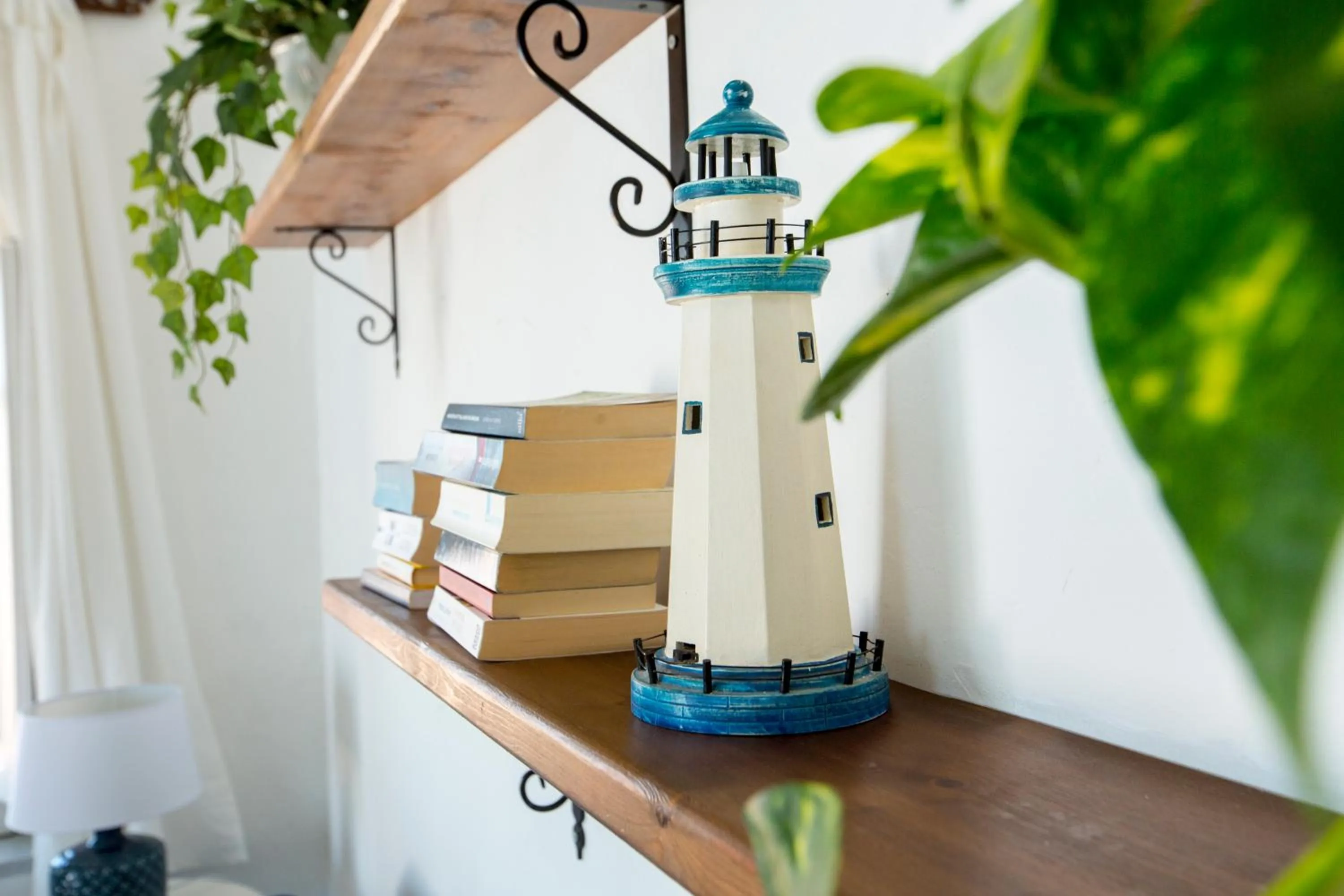 Decorative detail in Azzurro B&B