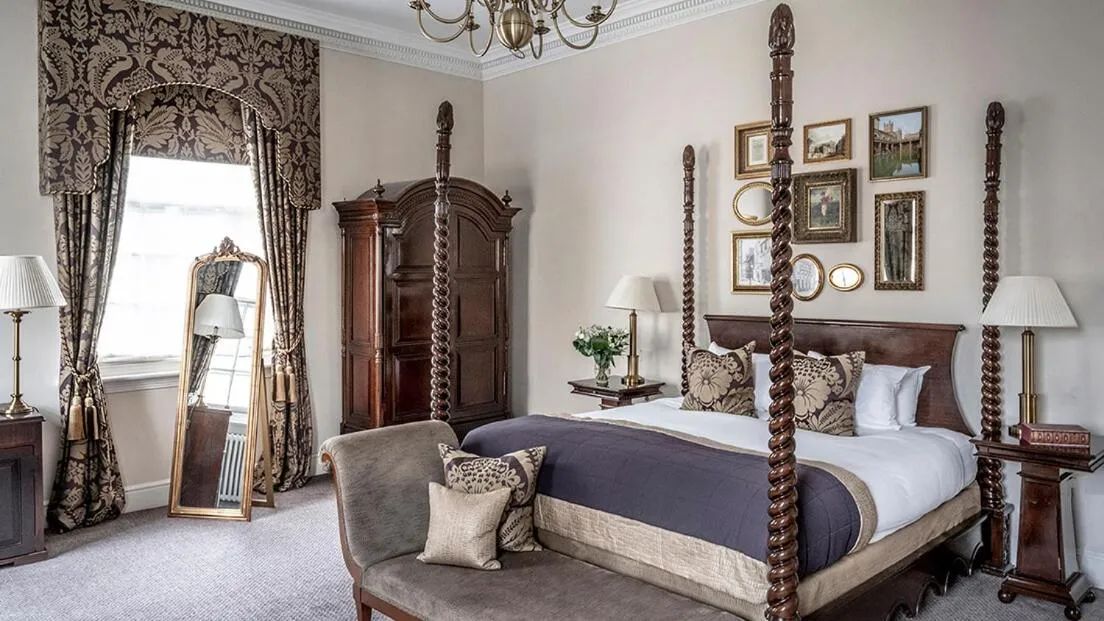 Bed in Bailbrook House Hotel, Bath