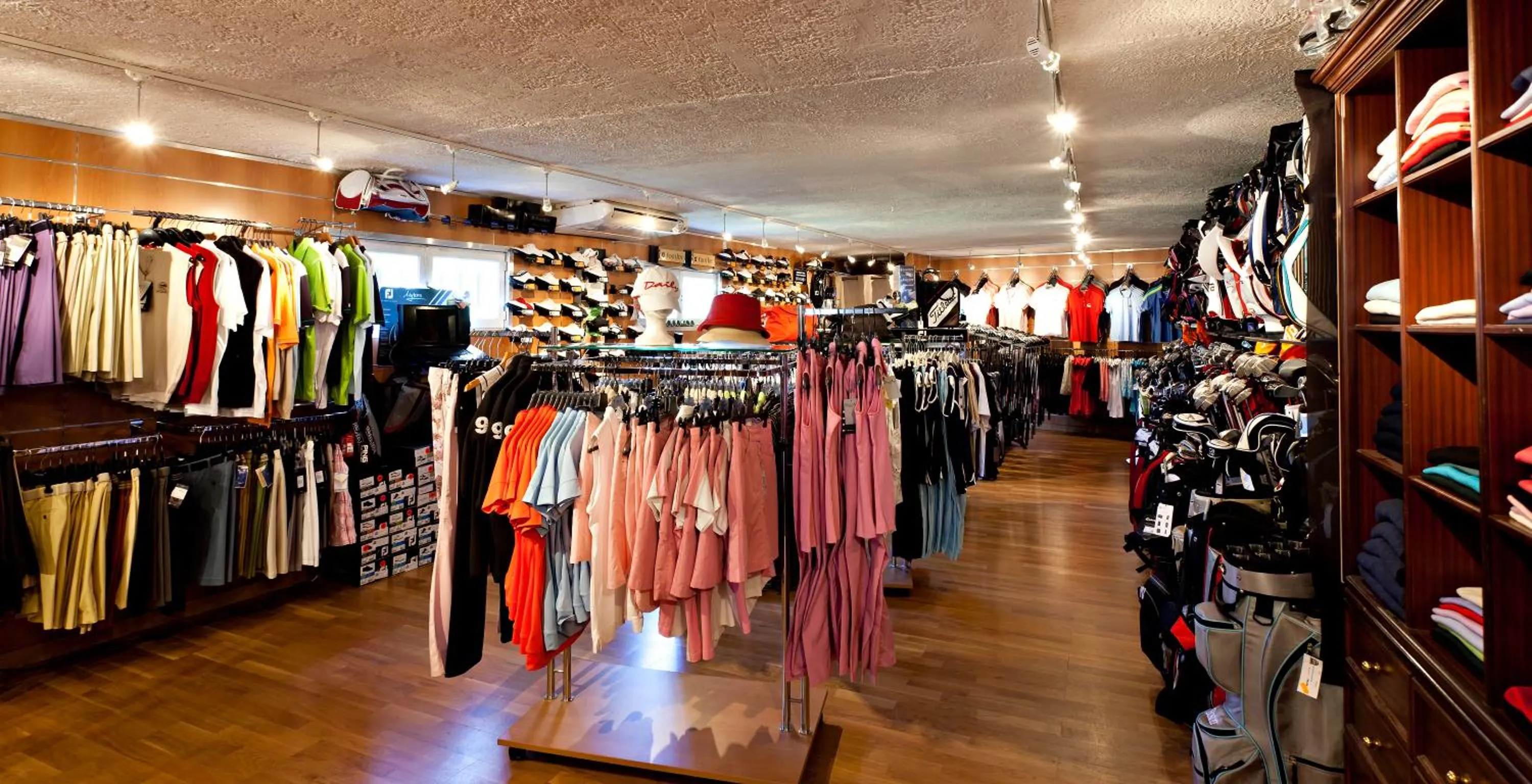 On-site shops in Golf Hôtel de Valescure & Spa NUXE