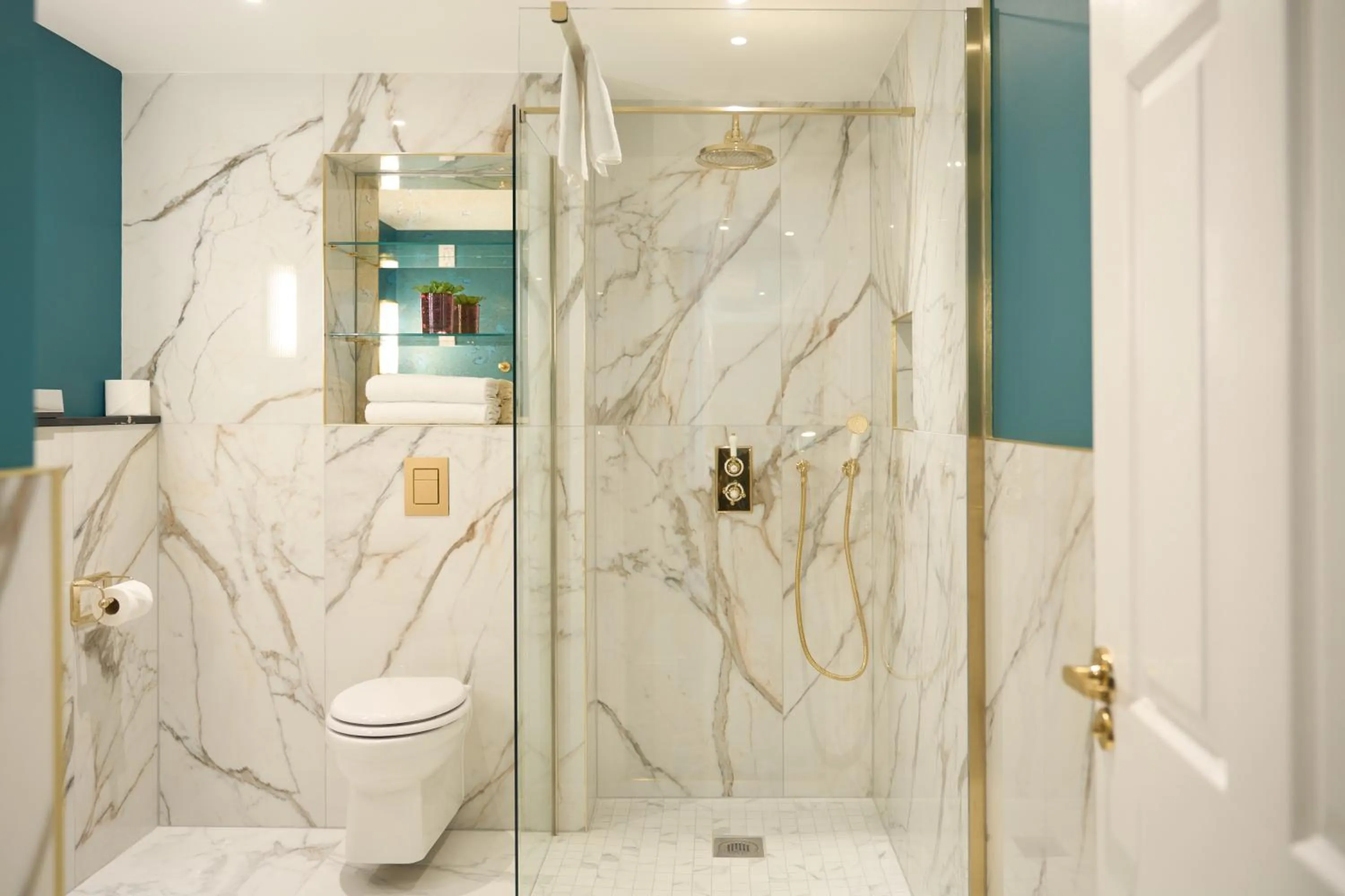 Bed in Imperial Hotel Cork City