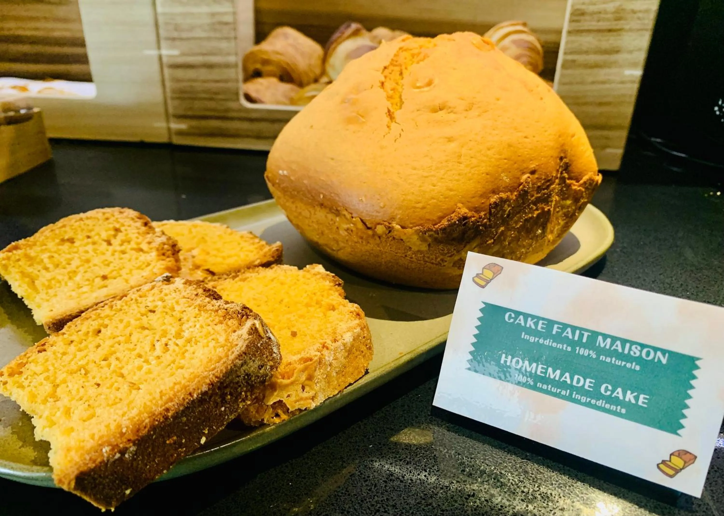 Breakfast in Hôtel Villa Berlioz