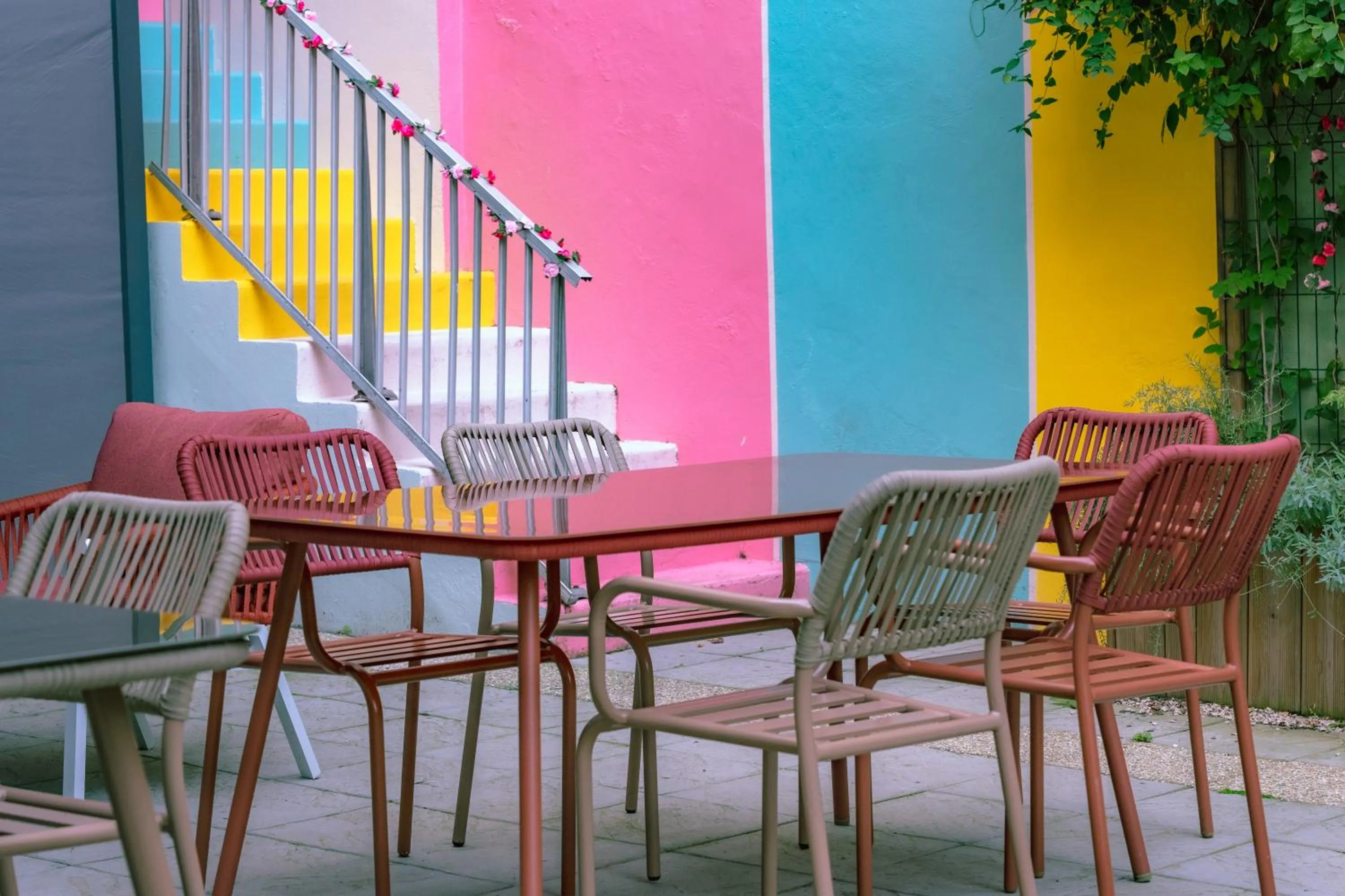 Patio in Hôtel Villa Berlioz