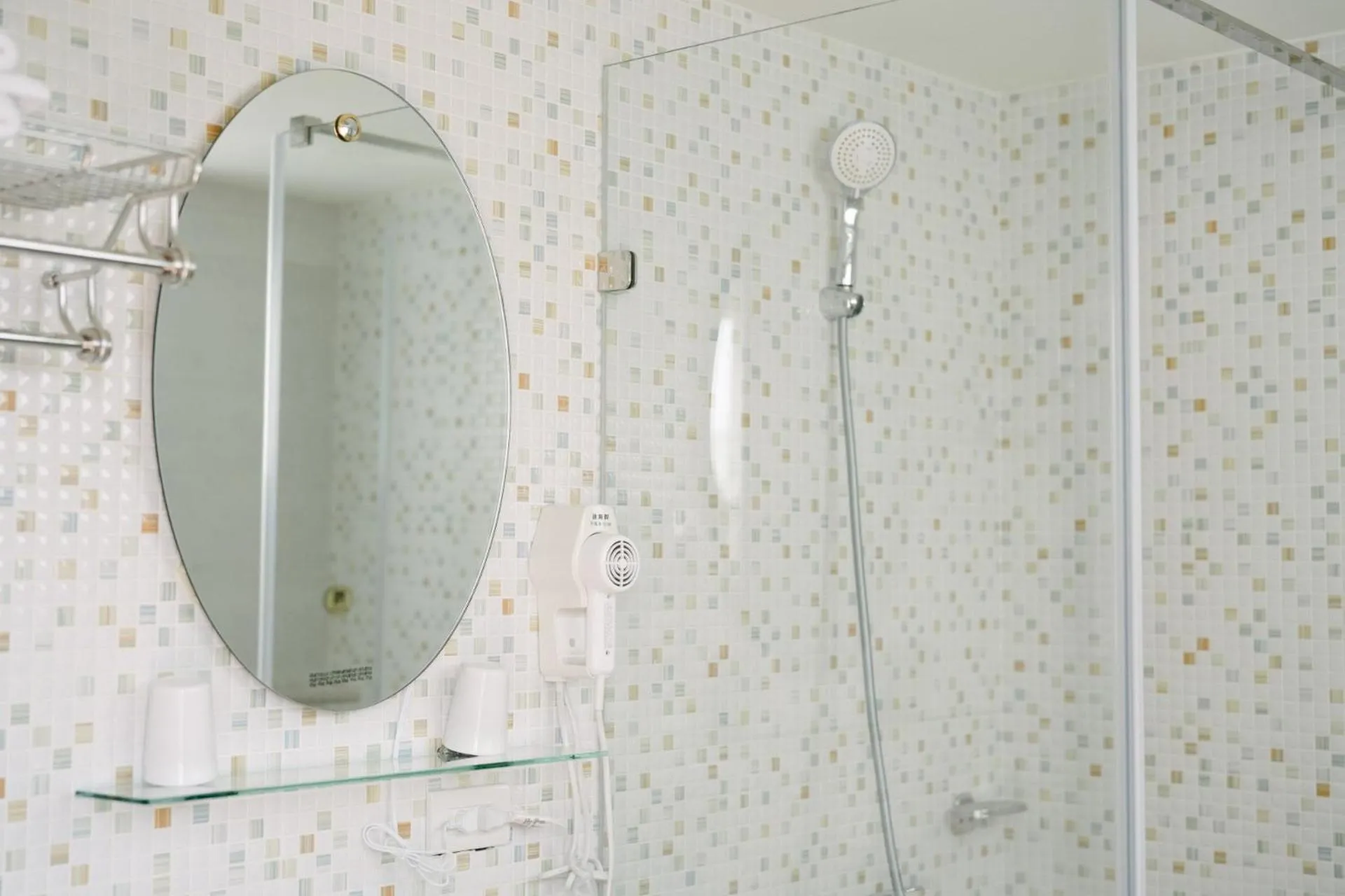 Shower in He Sen B&B