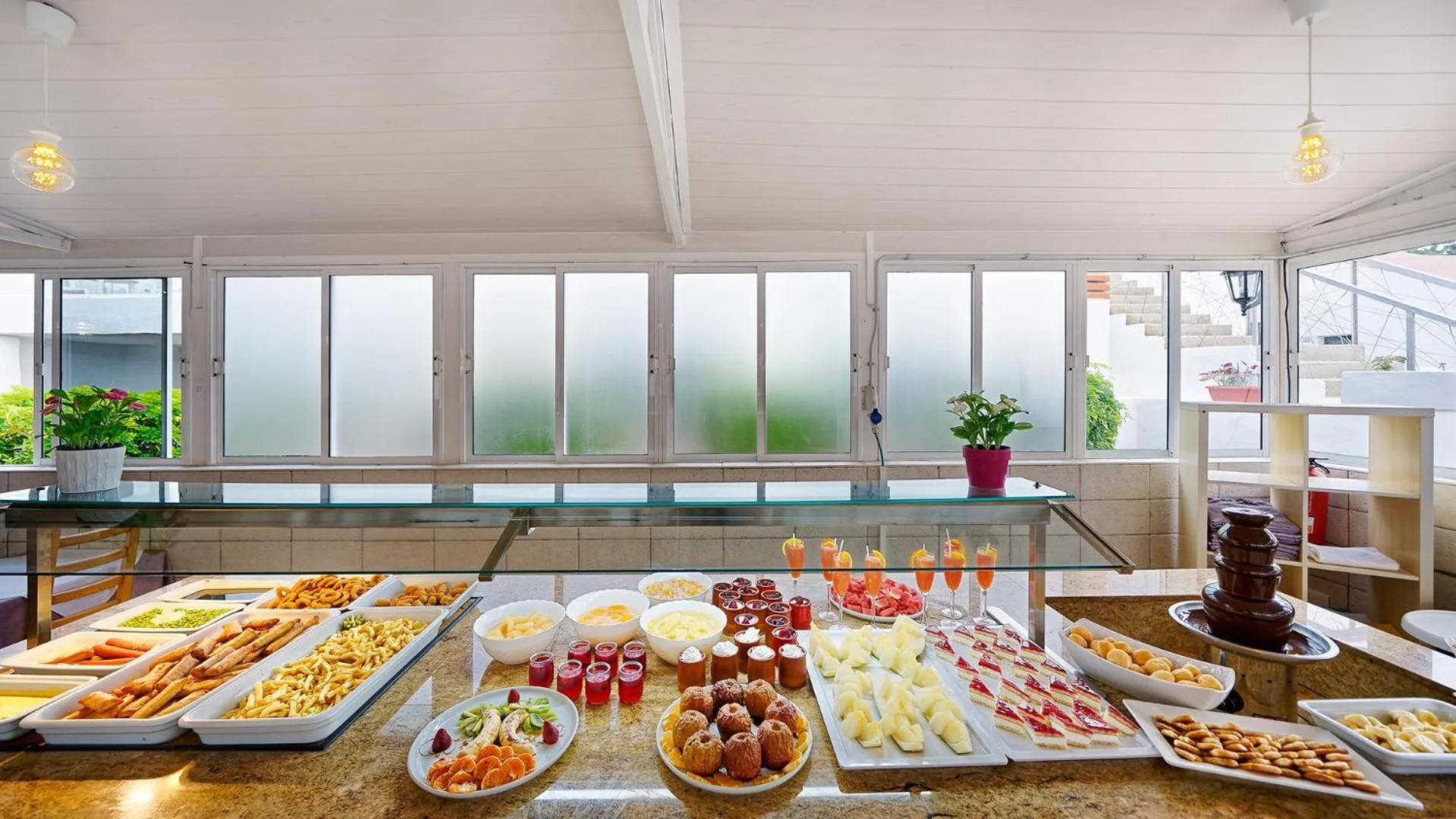 Continental breakfast in Ura Hotels Nido del Águila