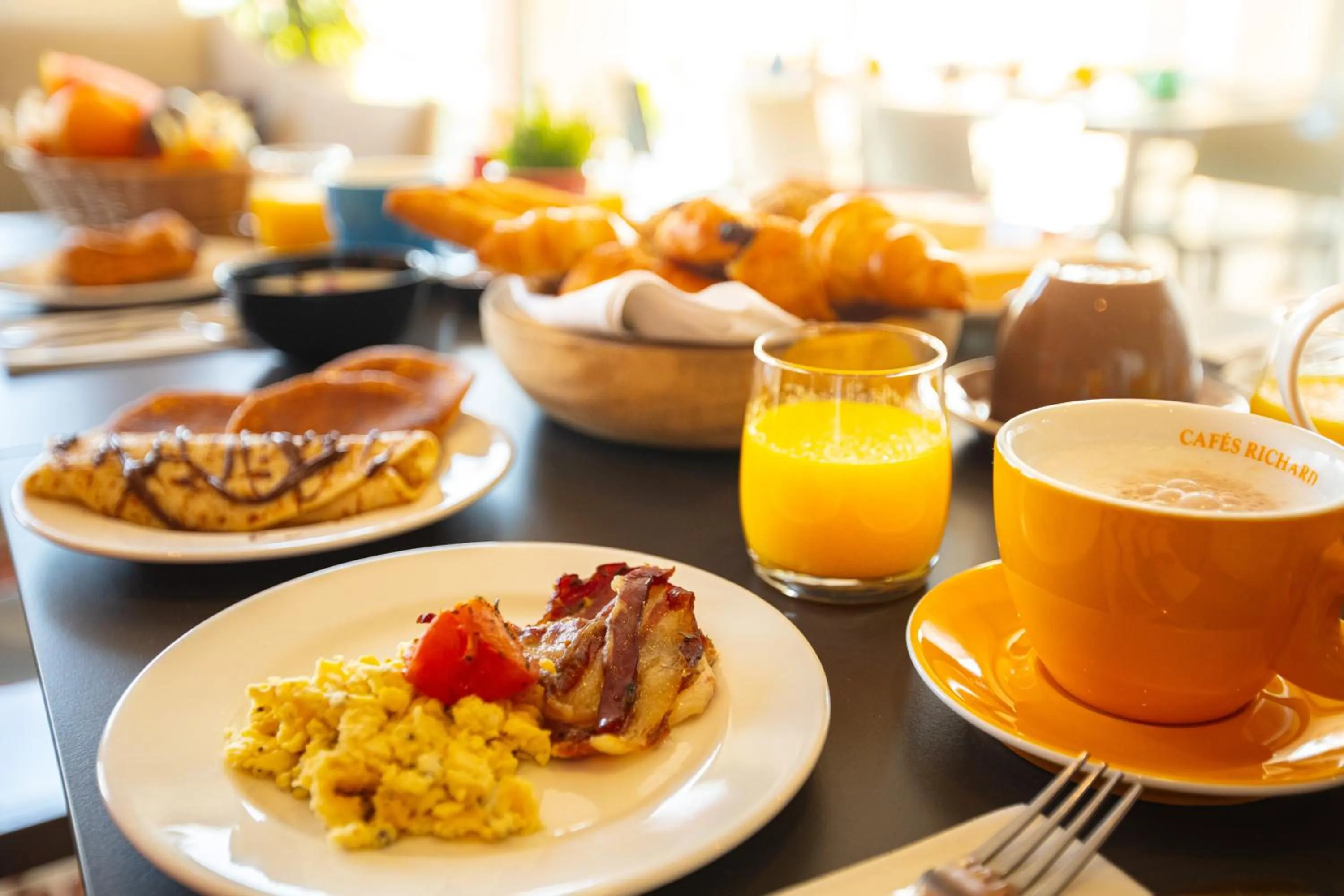 Breakfast in Holiday Inn Mulhouse by IHG