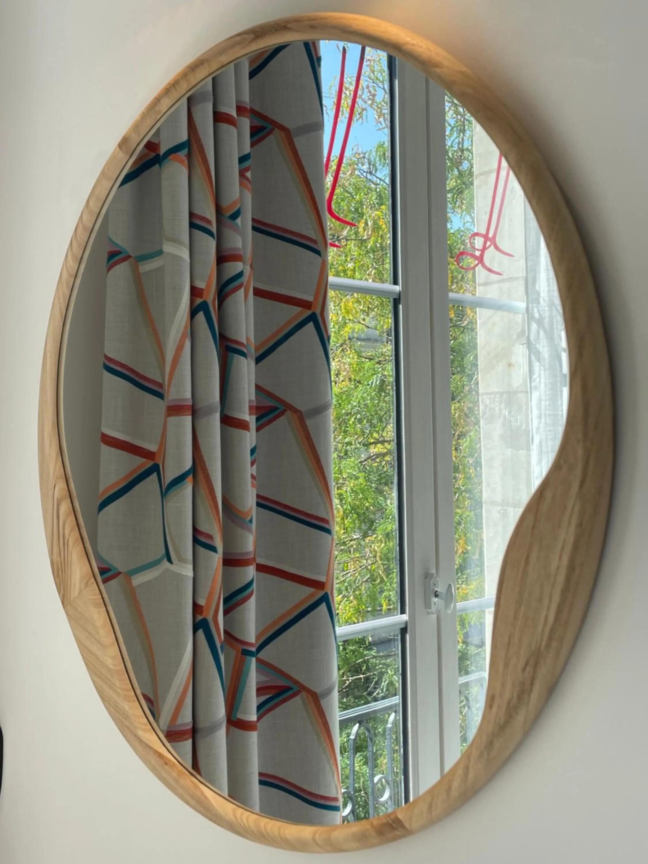 Bedroom in The Originals Boutique, Hôtel Le Londres, Saumur