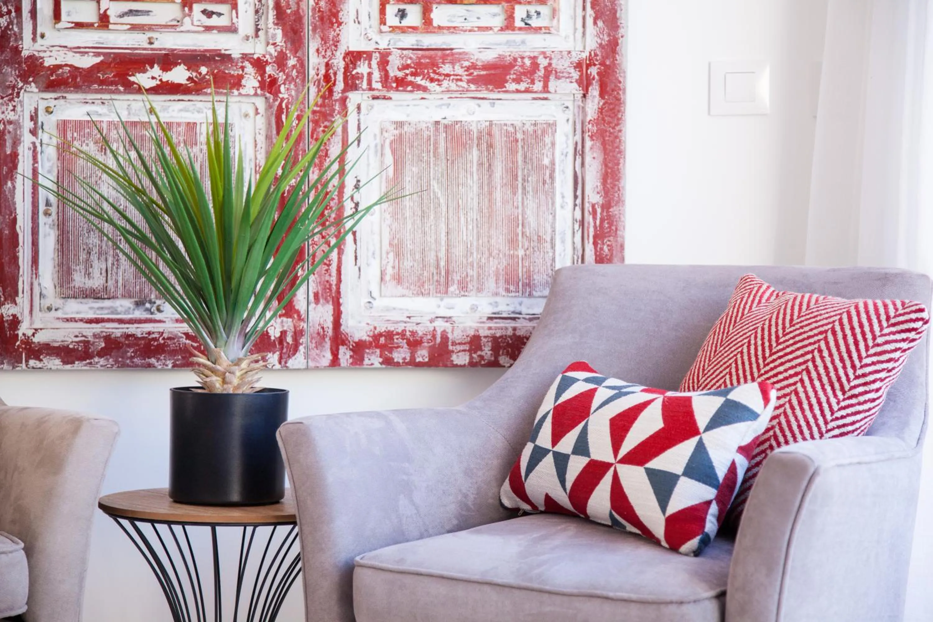 Decorative detail in Hostly Mariana