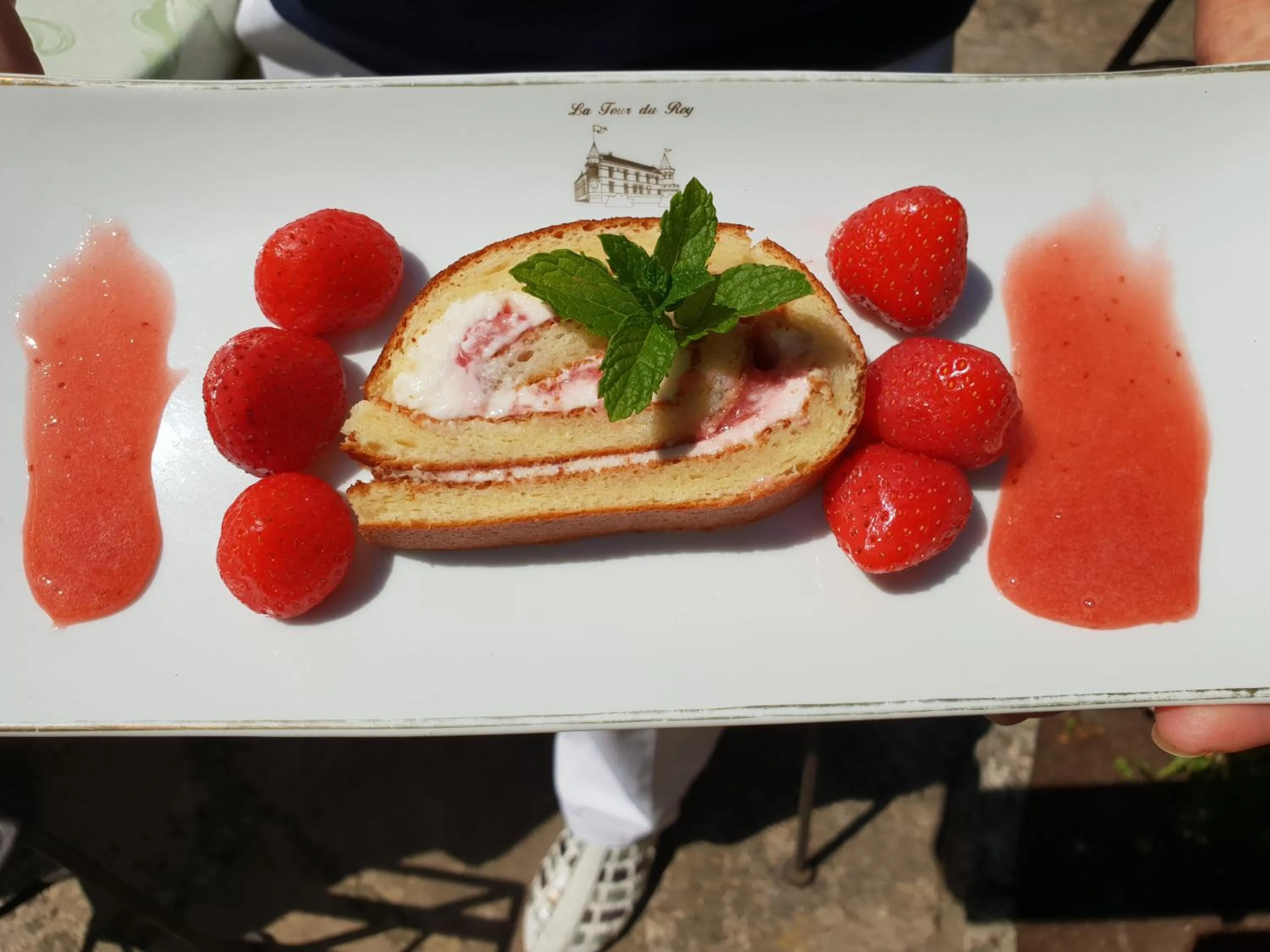 Chateau La Tour Du Roy