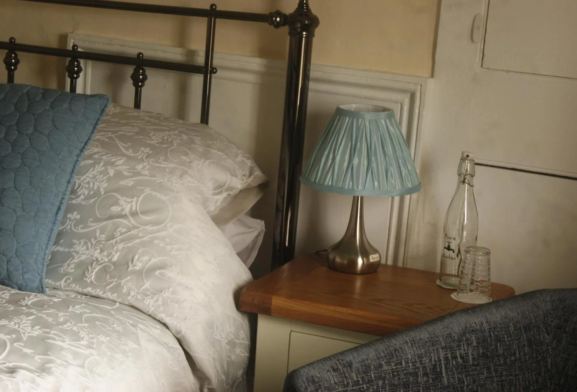 Bed in The Old Smithy Bed & Breakfast