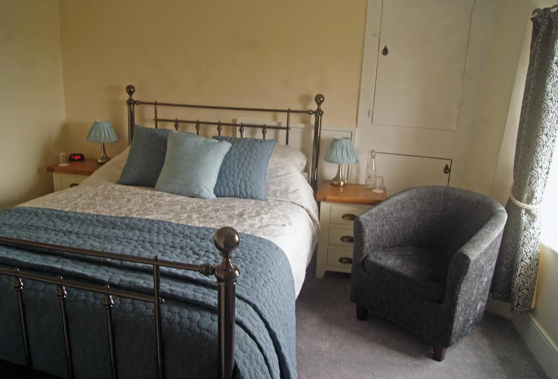 Bed in The Old Smithy Bed & Breakfast