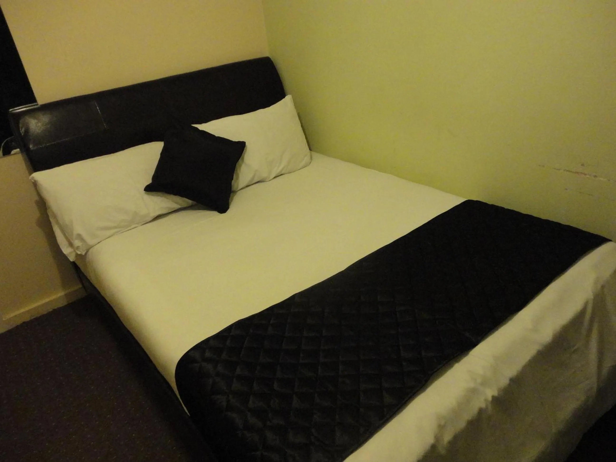 Bed in City View Hotel