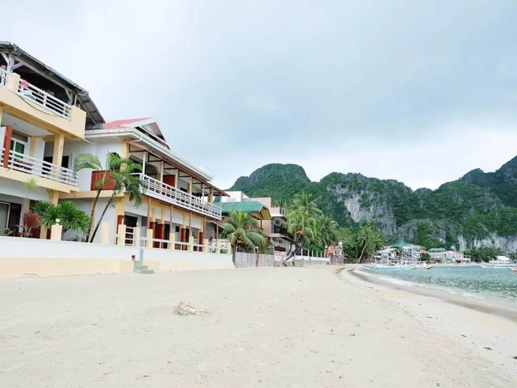 Property building in El Nido Beach Hotel