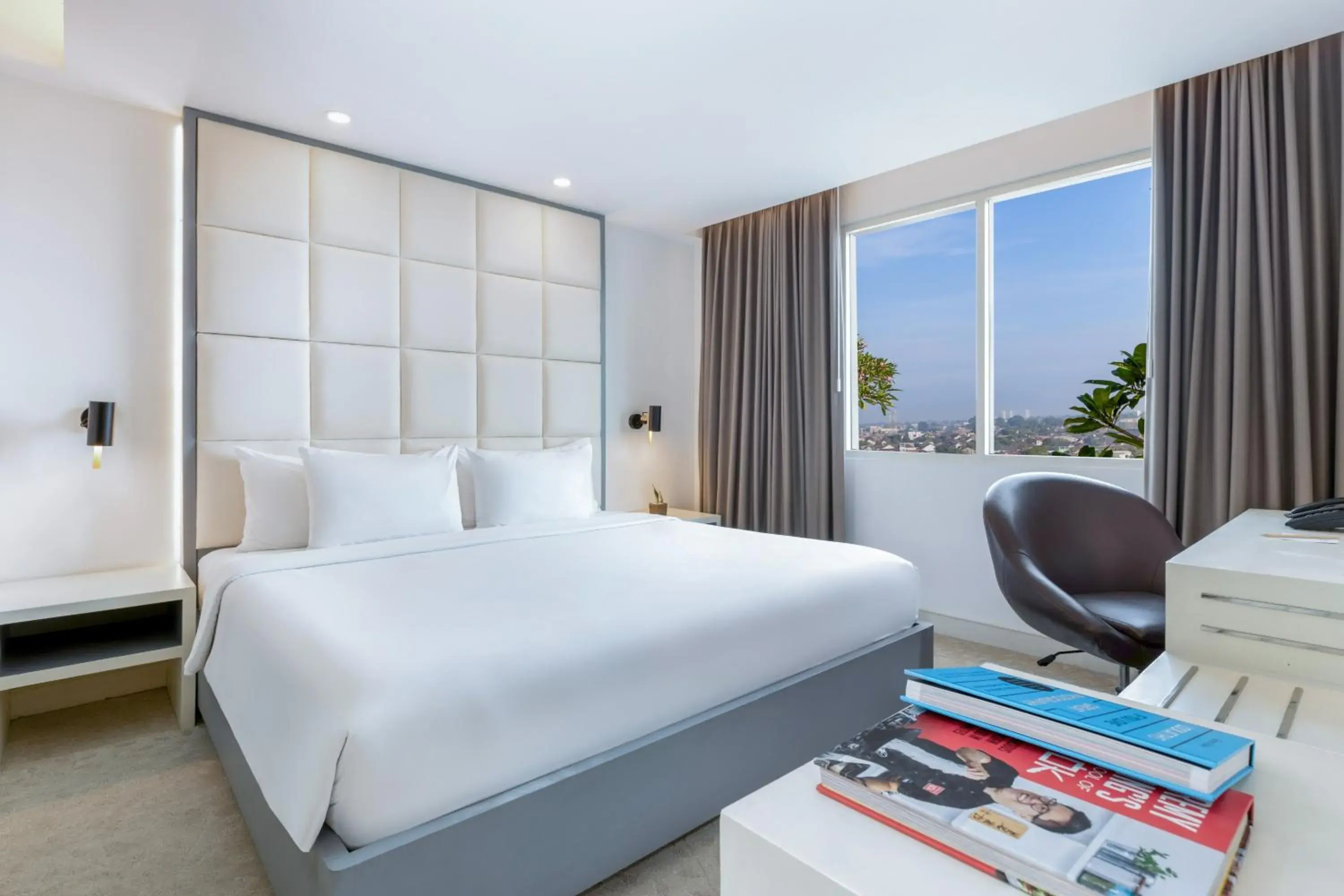 Loft Suite Room – With Exclusive Benefit in INNSiDE by Meliá Yogyakarta Loft Suite Room – With Exclusive Benefit in INNSiDE by Meliá Yogyakarta