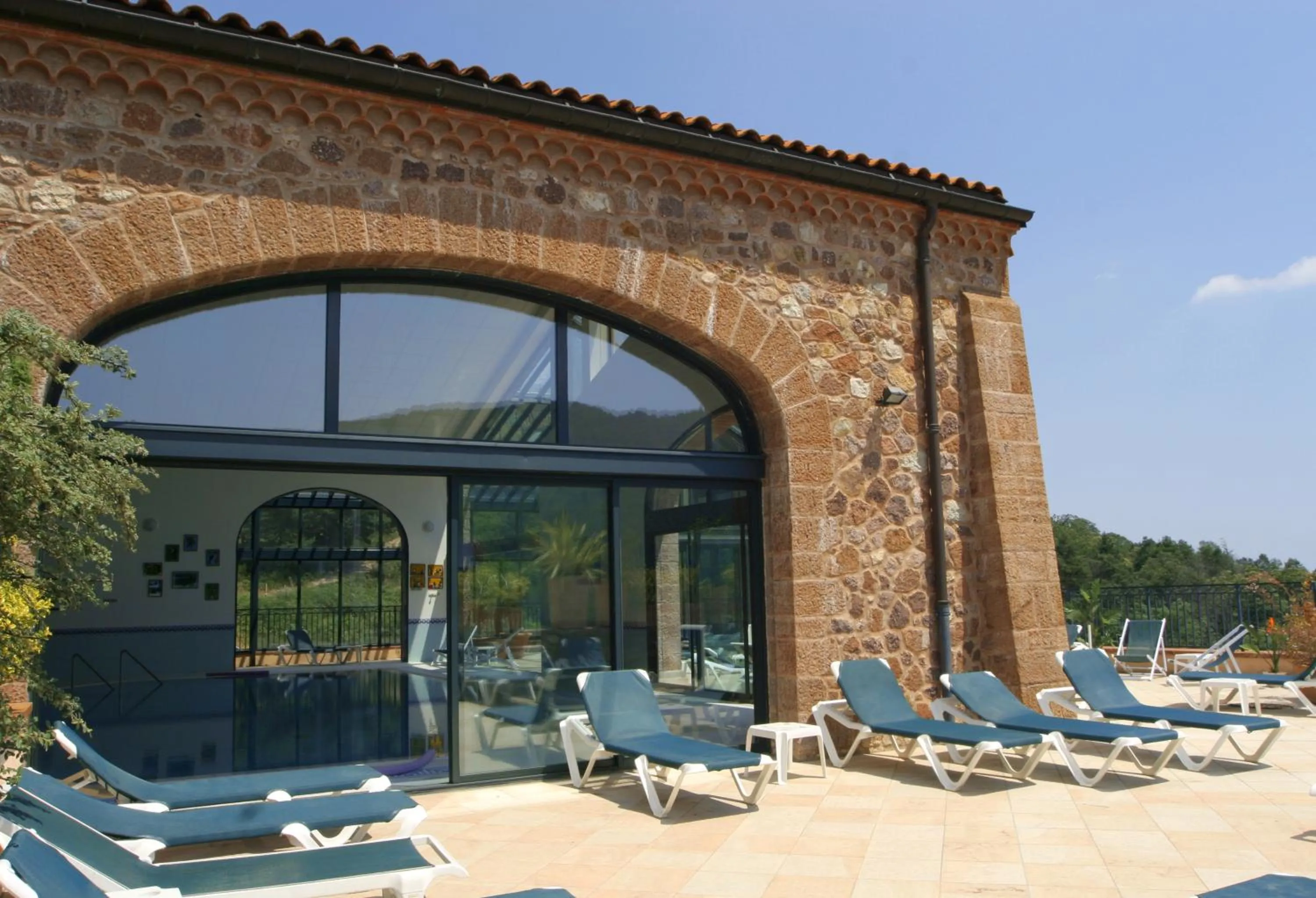 Solarium in Le Domaine de Falgos Golf & Spa