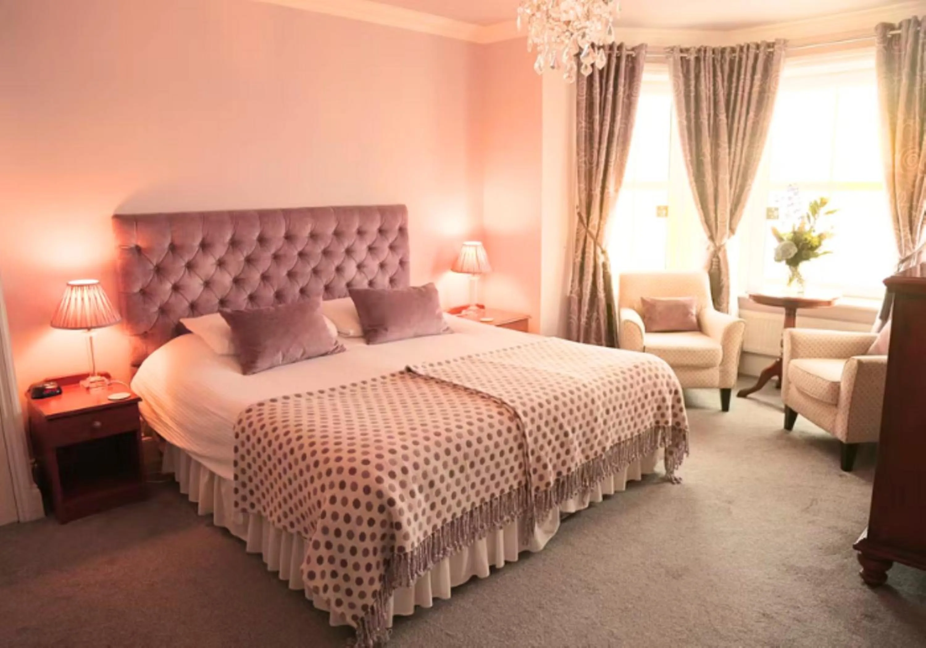 Bedroom, Bed in East Beach Hotel