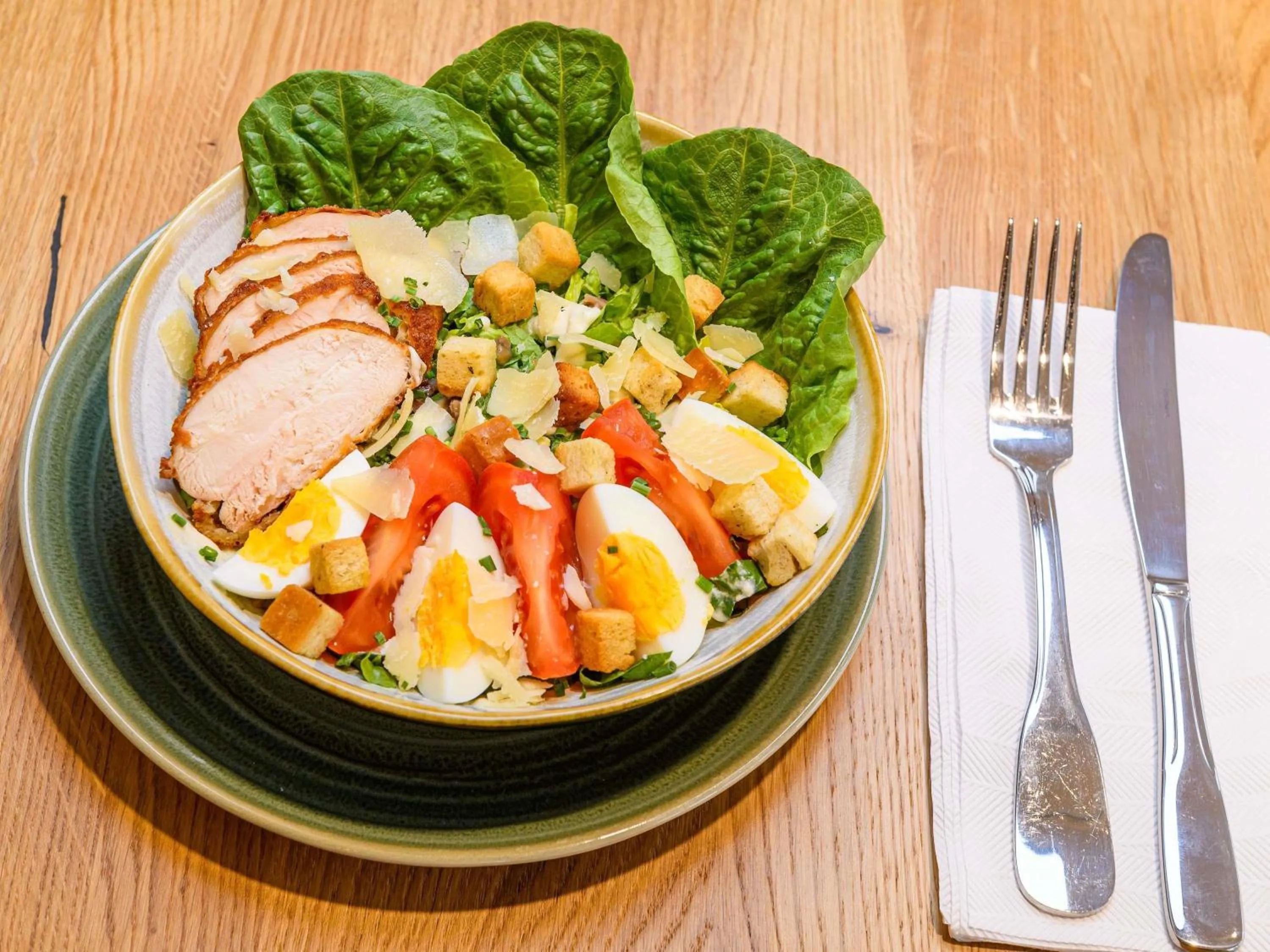 Restaurant/places to eat in ibis Styles Tours Centre