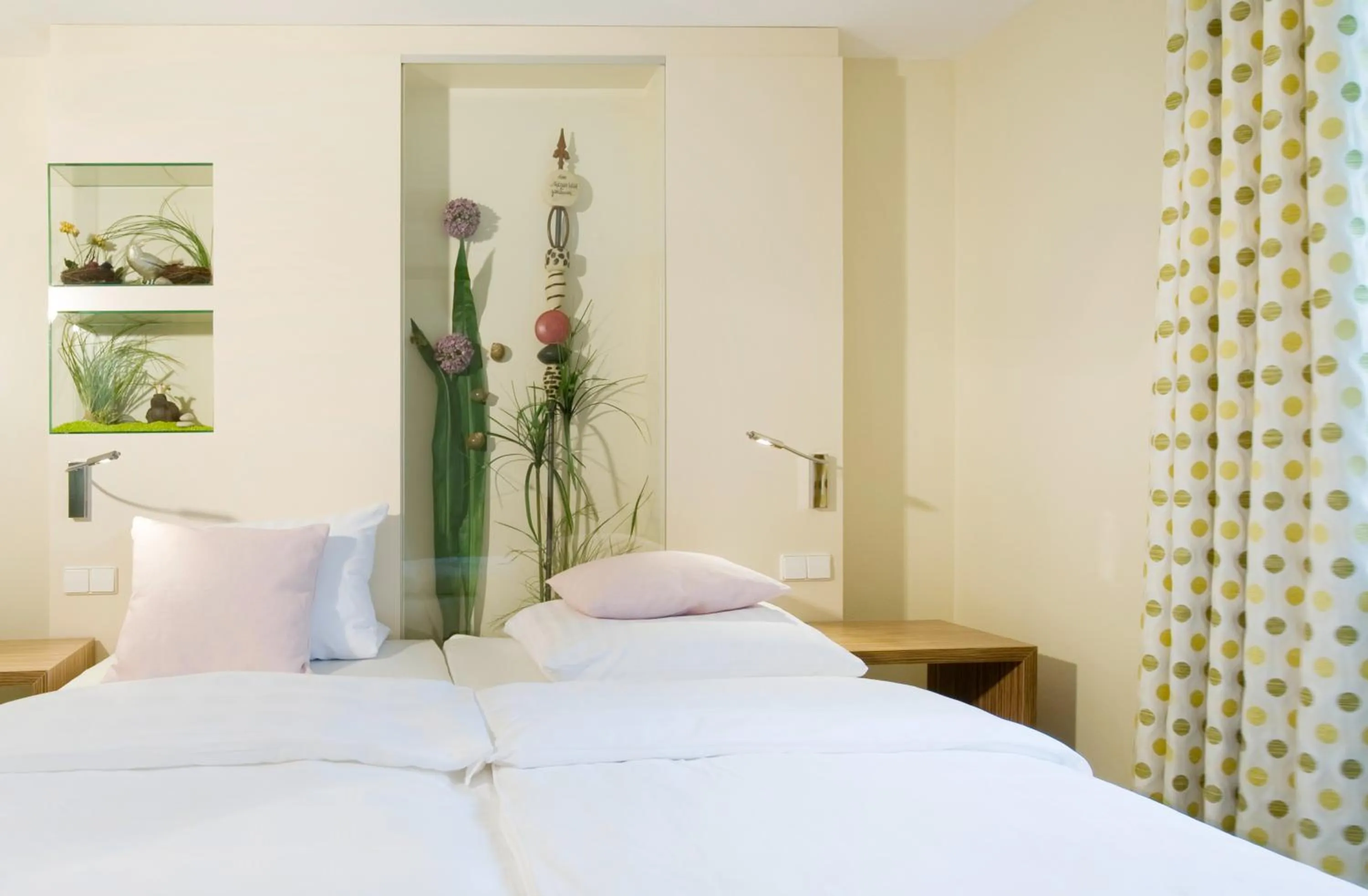 Photo of the whole room, Bed in Hotel Landgasthof Bären