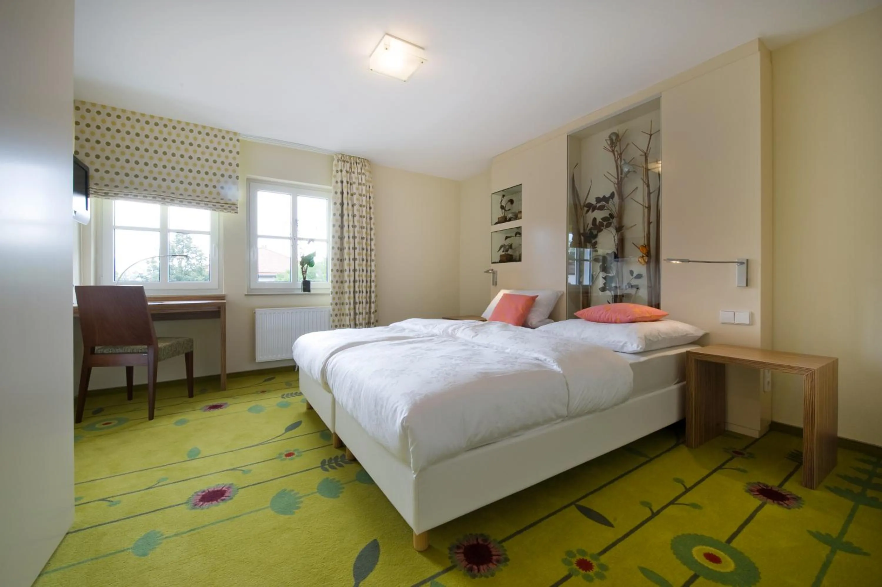 Photo of the whole room, Bed in Hotel Landgasthof Bären