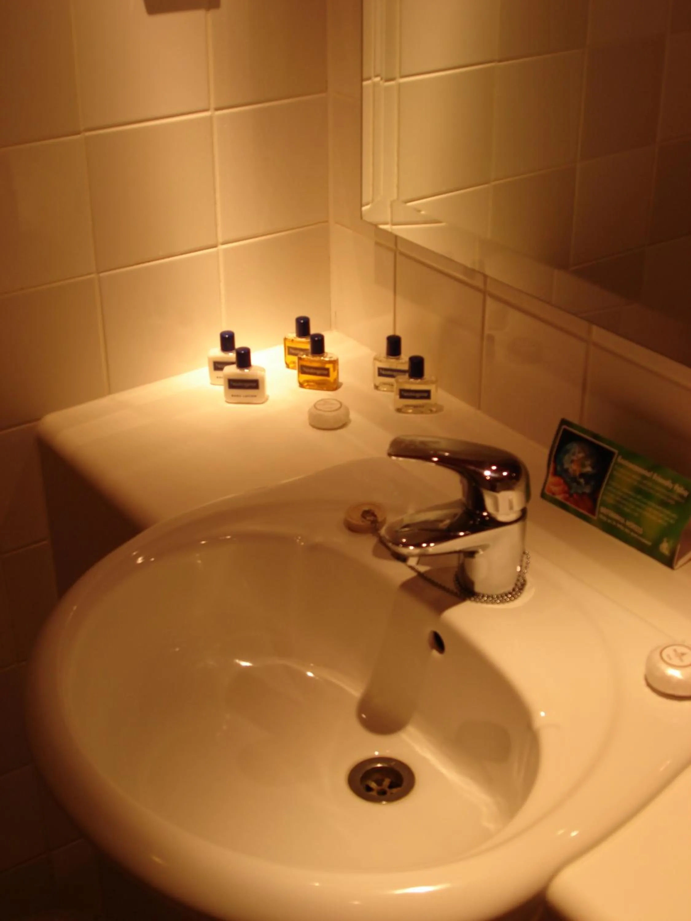 Bathroom in The Britannia Nottingham Hotel