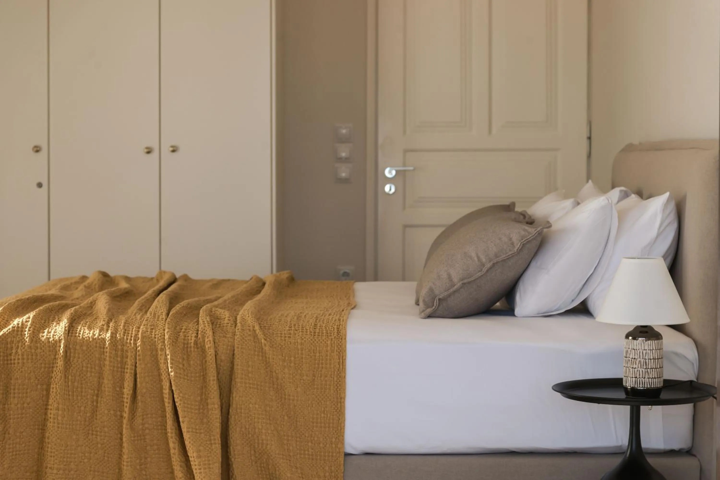 Bedroom, Bed in Ananta Blue Residence