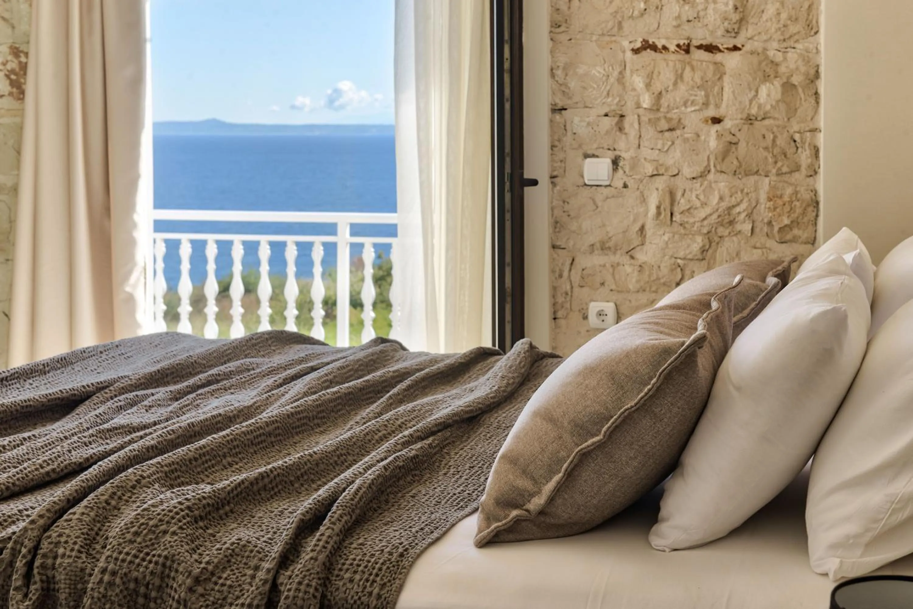 Sea view, Bed in Ananta Blue Residence