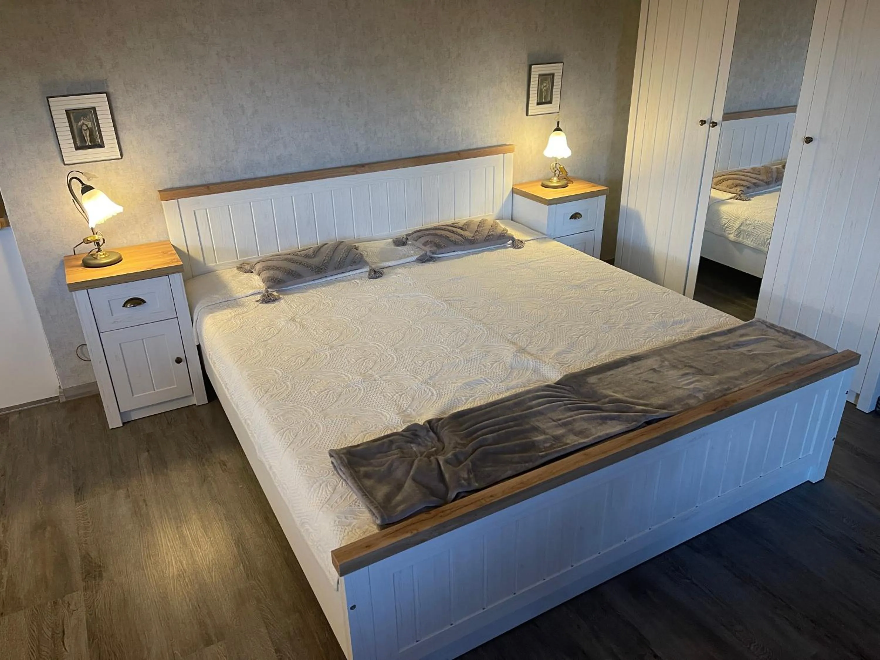 Photo of the whole room, Bed in Ferienwohnung Angelika