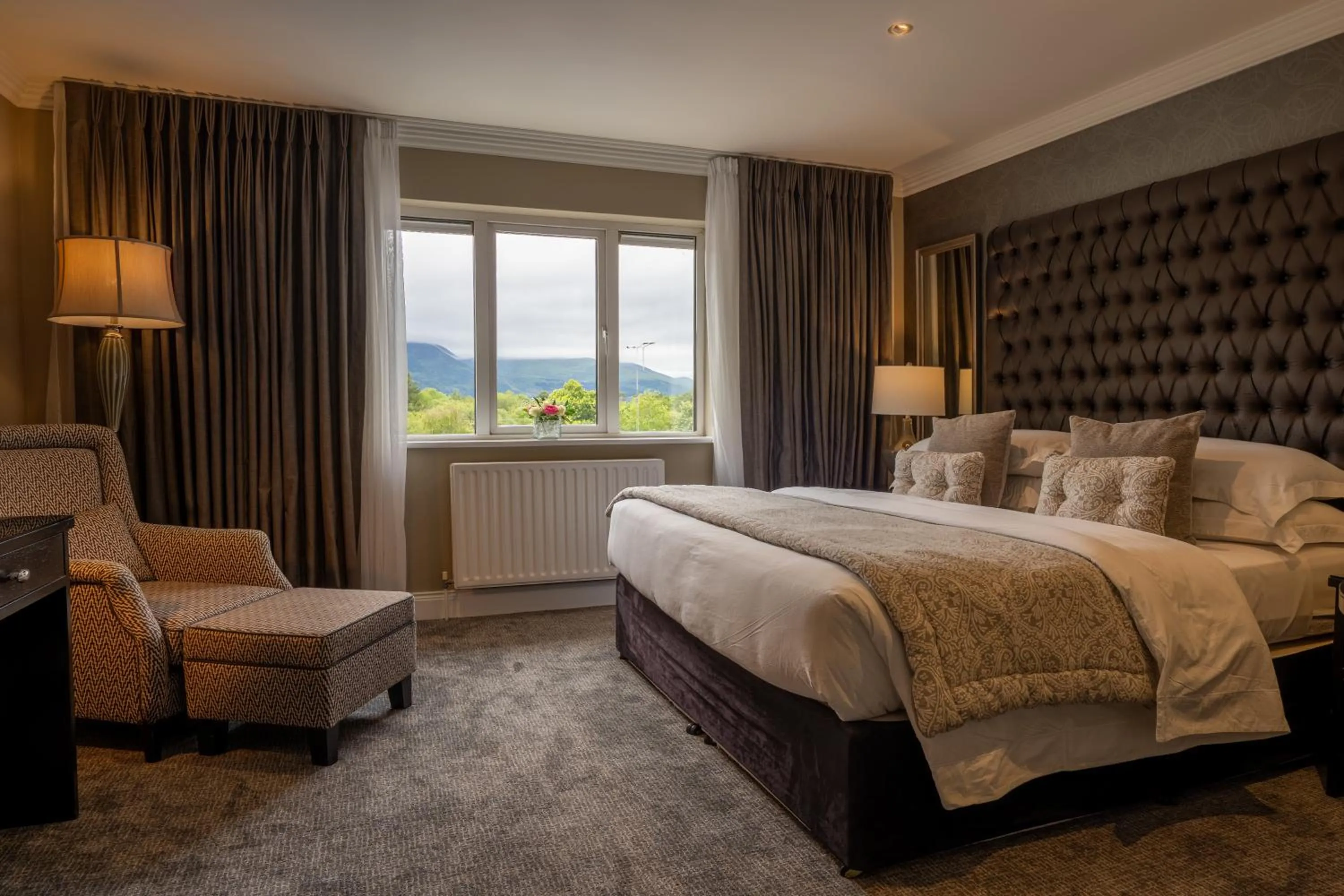 Bed in Killarney Oaks Hotel