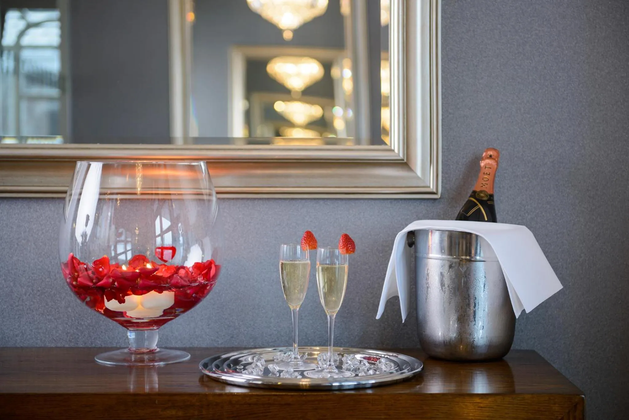 Drinks in Killarney Oaks Hotel