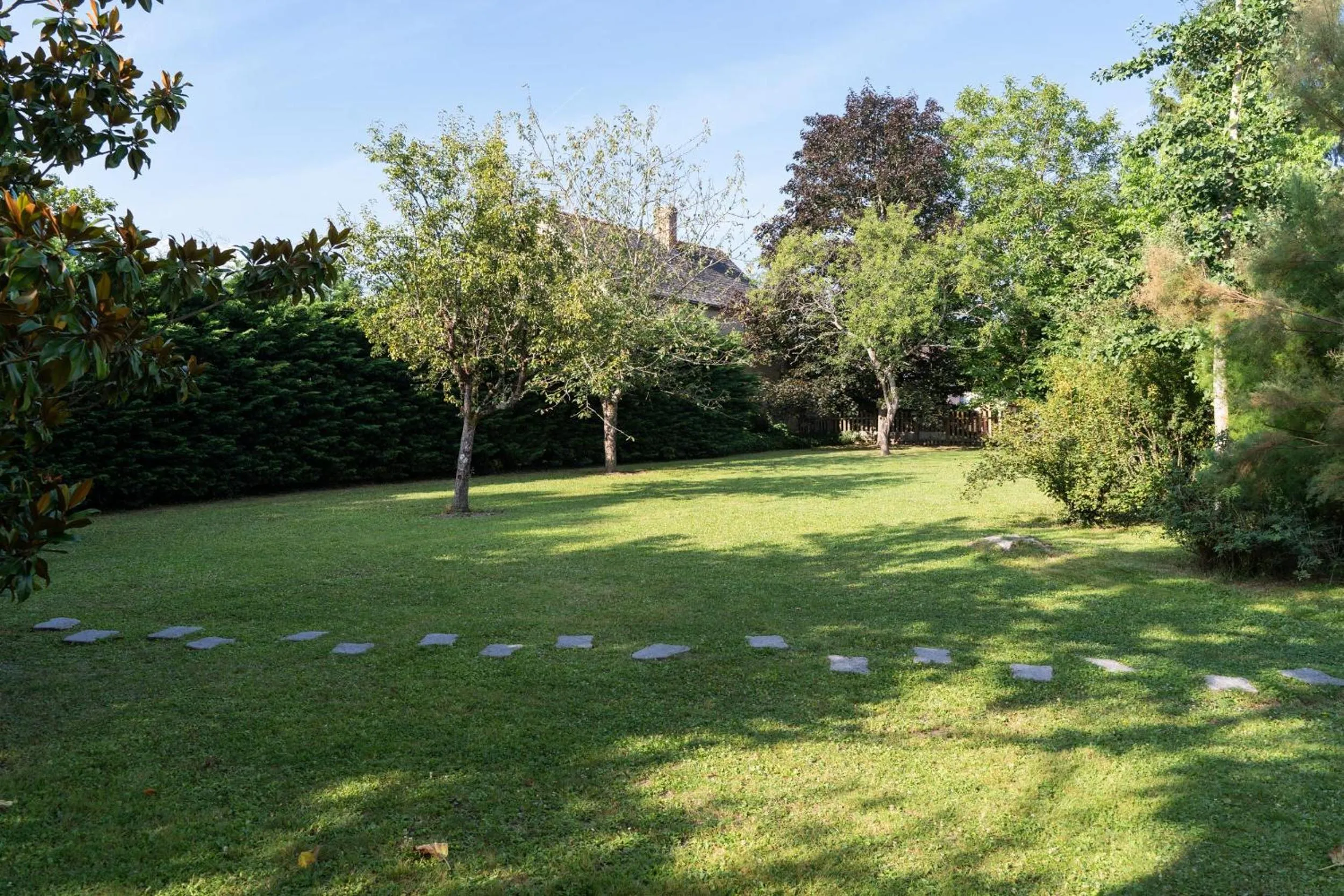 Garden in Le Clos de La Rousselière B and B