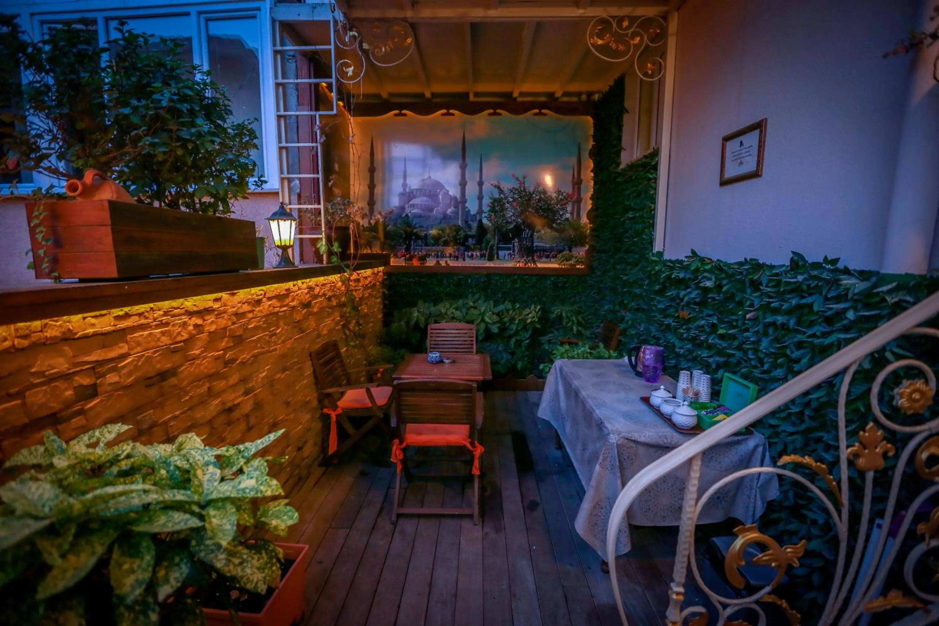 Garden in Kaftan Hotel